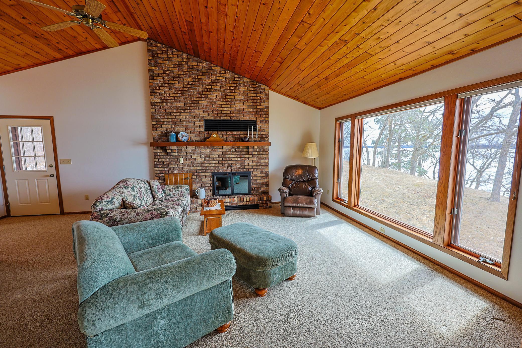 1990 single family home for sale at 24281 Hazel Wood Drive in Park Rapids, MN — 3 bed, 2 bath (photo 9 of 51)