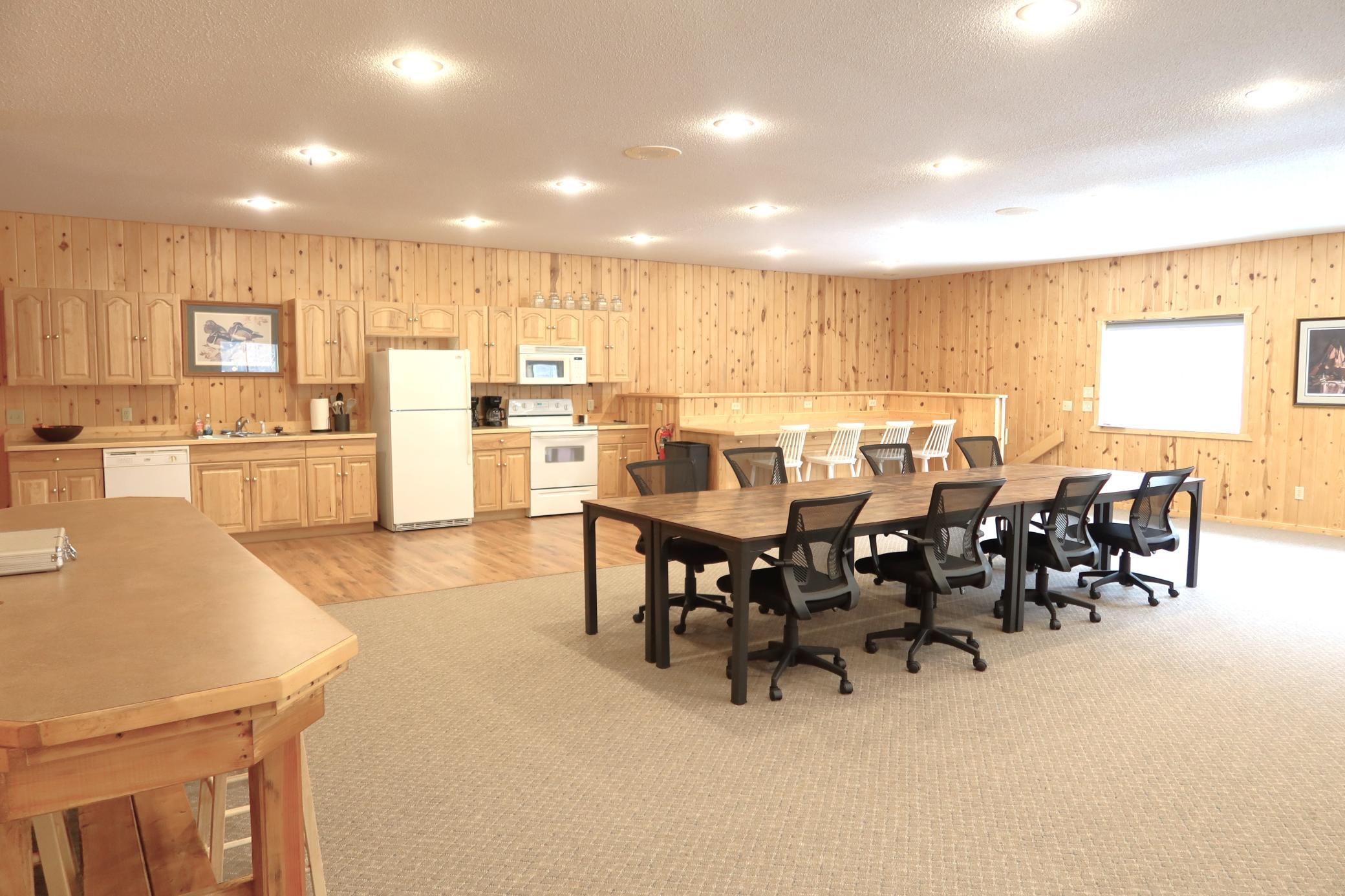 2001 single family home for sale at 30694 Olson Street in Pequot Lakes, MN — 6 bed, 4 bath (photo 17 of 38)
