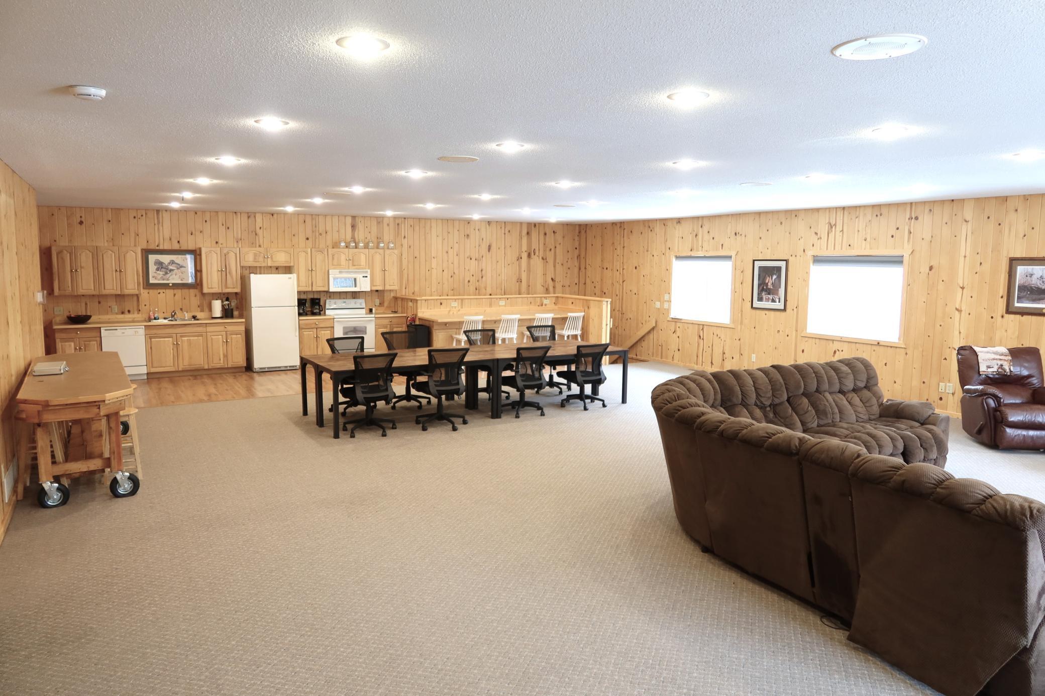 2001 single family home for sale at 30694 Olson Street in Pequot Lakes, MN — 6 bed, 4 bath (photo 20 of 38)