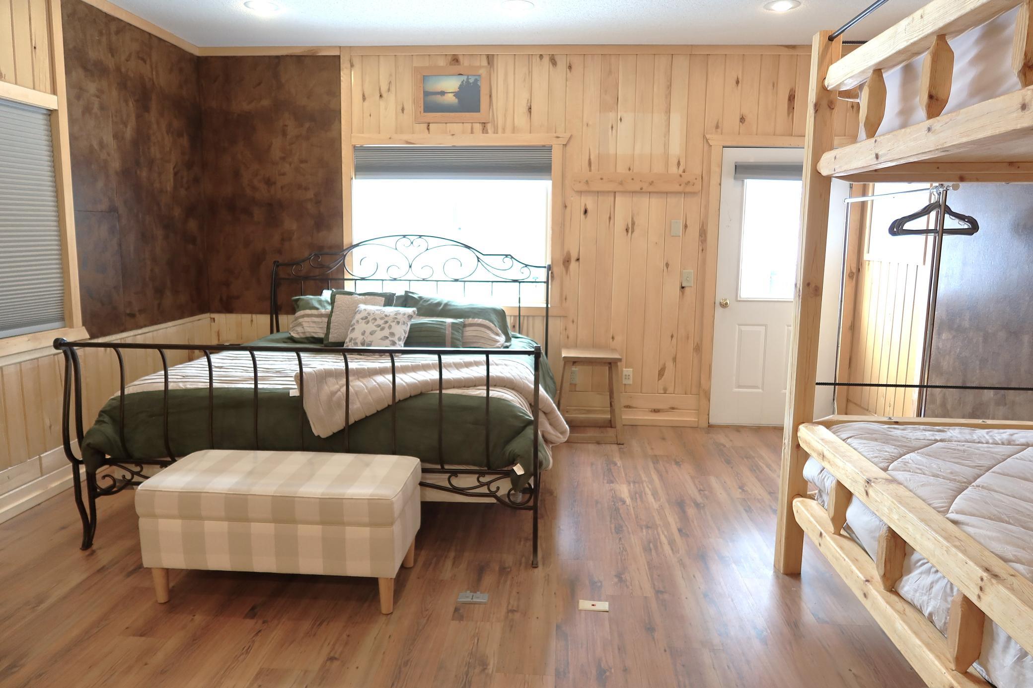 2001 single family home for sale at 30694 Olson Street in Pequot Lakes, MN — 6 bed, 4 bath (photo 24 of 38)