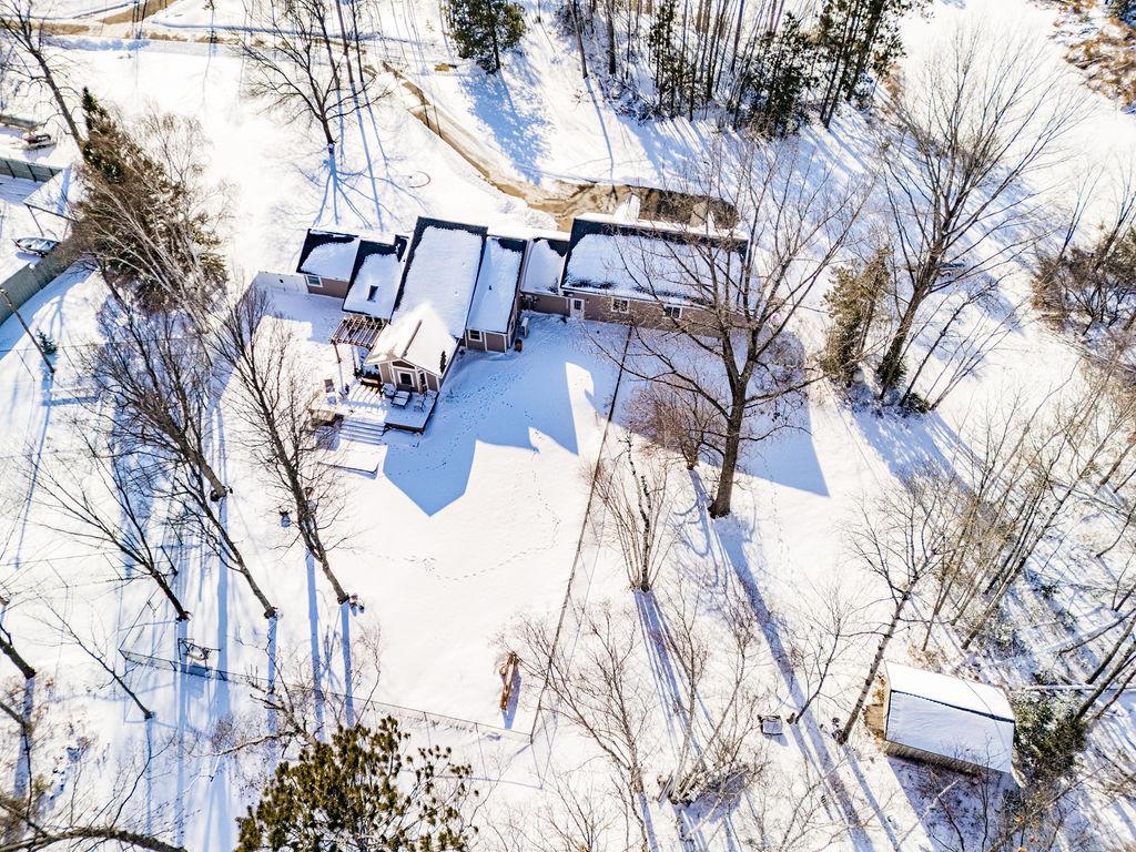 1993 single family home for sale at 33107 Chippewa Drive in Grand Rapids, MN — 4 bed, 2 bath (photo 2 of 22)