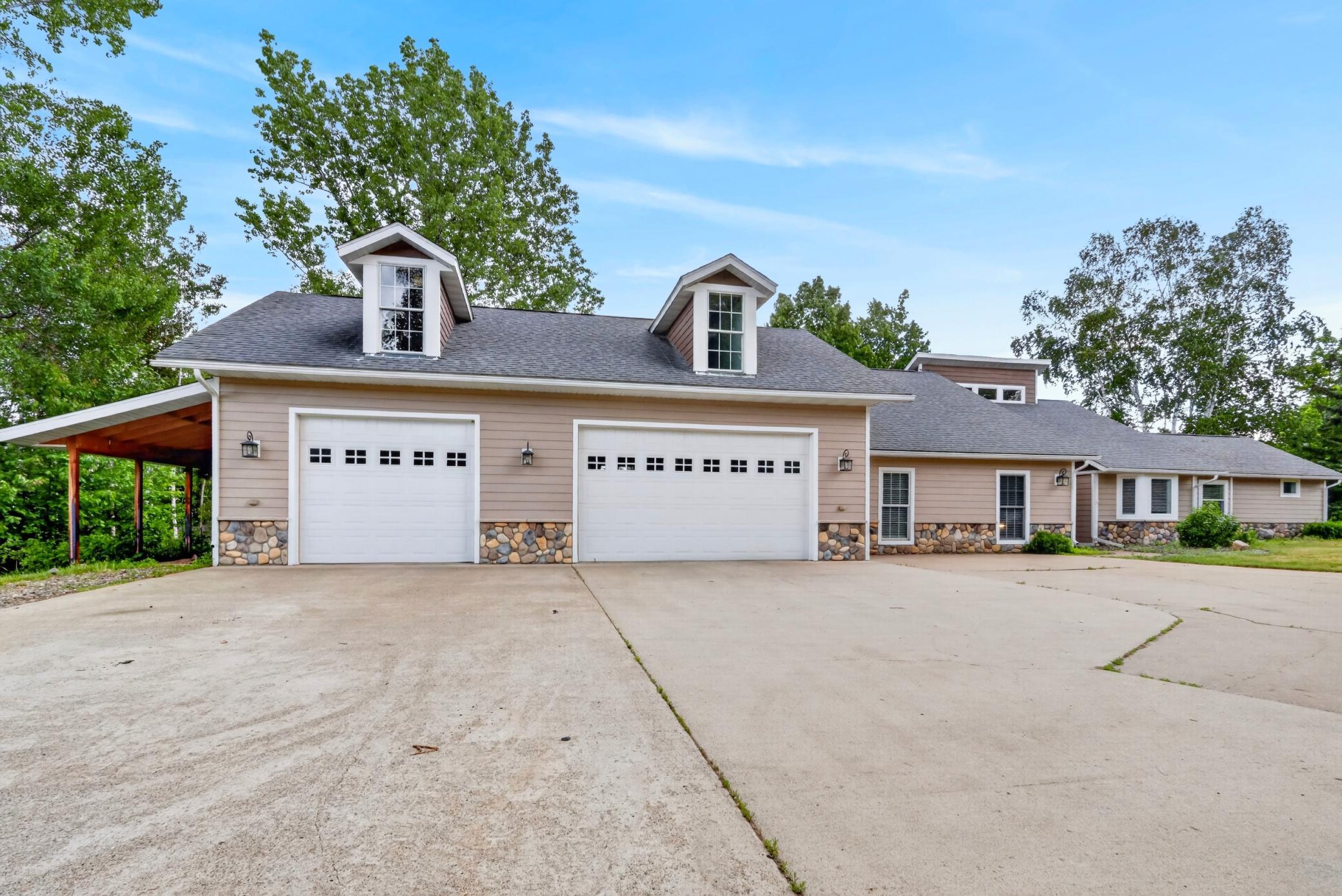 1993 single family home for sale at 33107 Chippewa Drive in Grand Rapids, MN — 4 bed, 2 bath (photo 43 of 52)