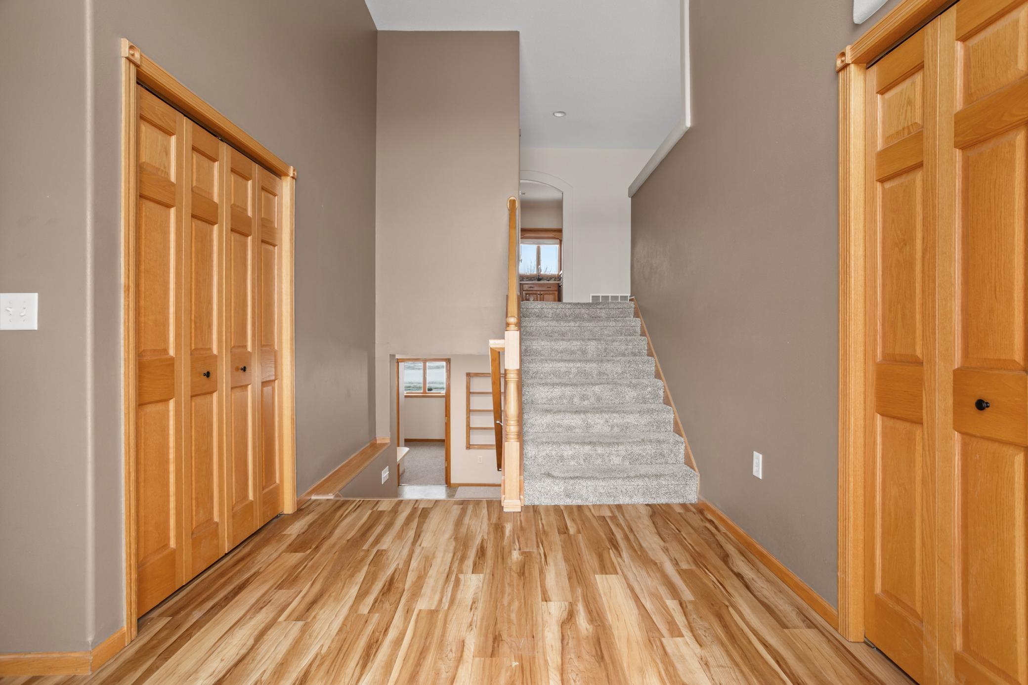 2005 single family home for sale at 1410 Mendenhall Avenue in Breckenridge, MN — 6 bed, 3 bath (photo 14 of 49)