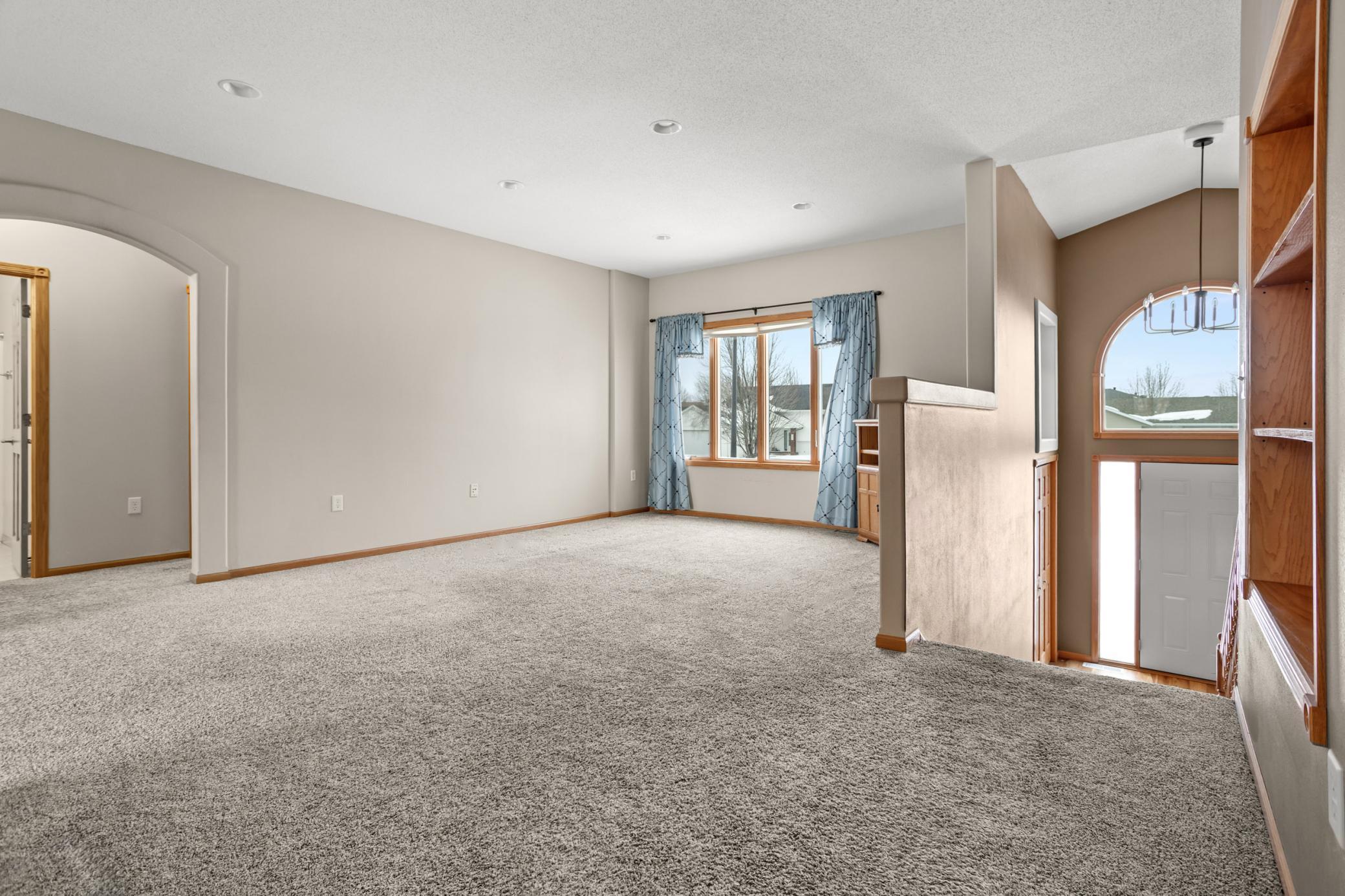 2005 single family home for sale at 1410 Mendenhall Avenue in Breckenridge, MN — 6 bed, 3 bath (photo 17 of 49)