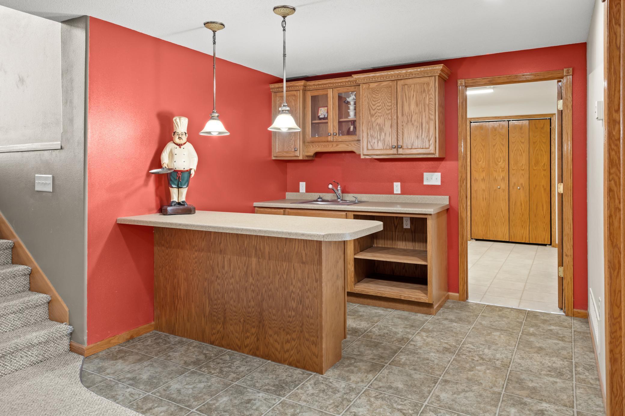 2005 single family home for sale at 1410 Mendenhall Avenue in Breckenridge, MN — 6 bed, 3 bath (photo 36 of 49)
