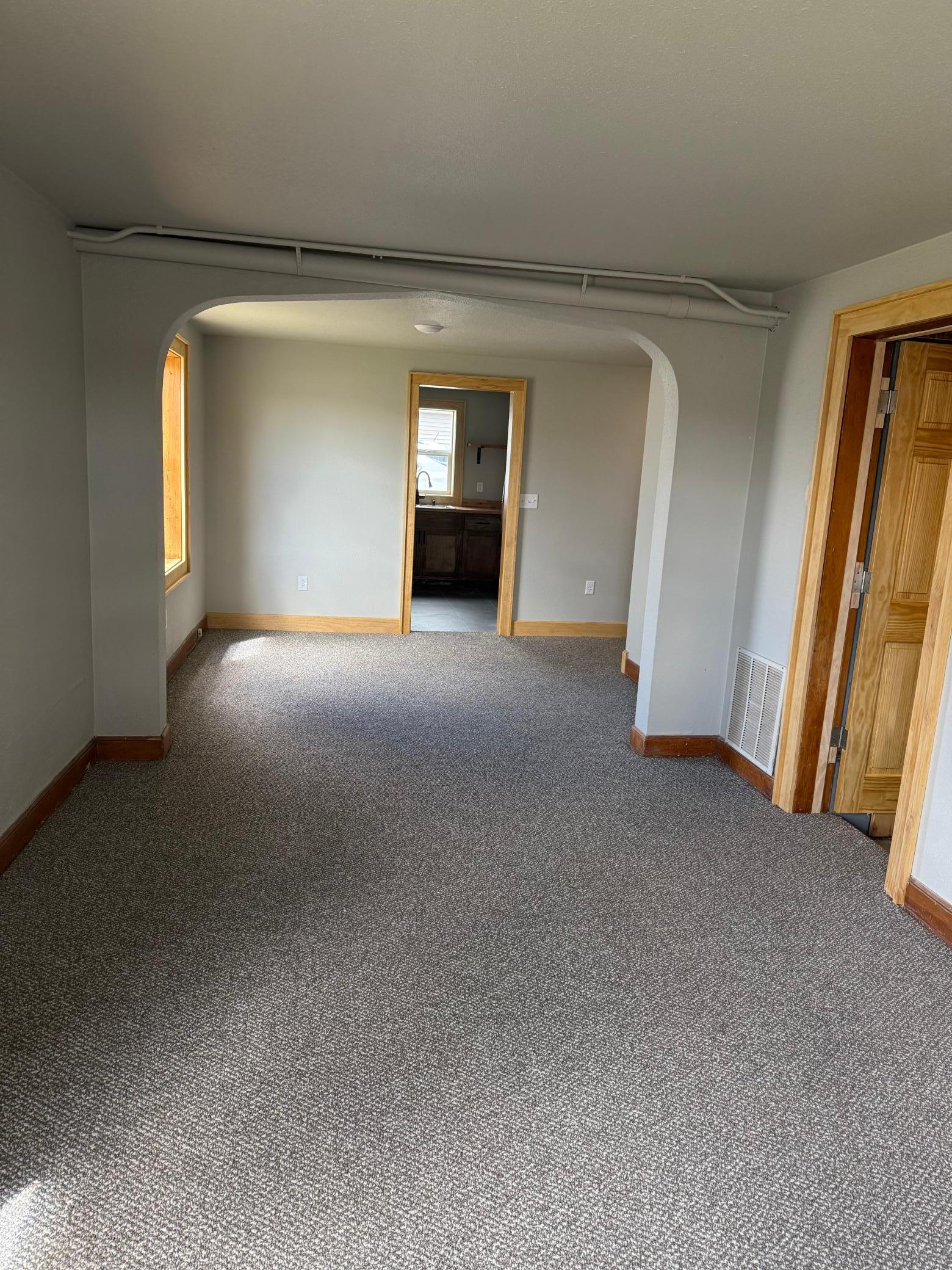 1920 triplex for sale at 215 9th Street NW in Bemidji, MN — 6 bed, 3 bath (photo 19 of 31)