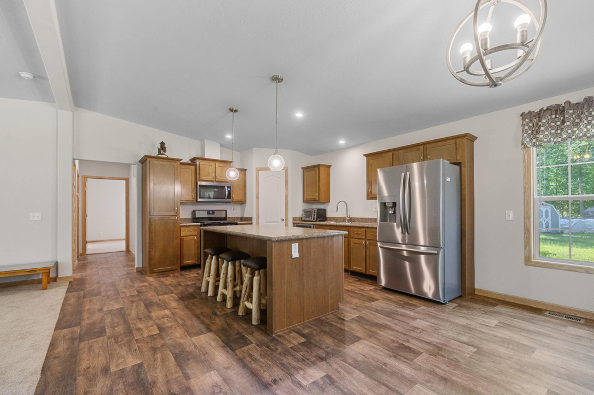2021 single family home for sale at 3583 Pine Ridge Road in Brainerd, MN — 2 bed, 2 bath (photo 10 of 26)