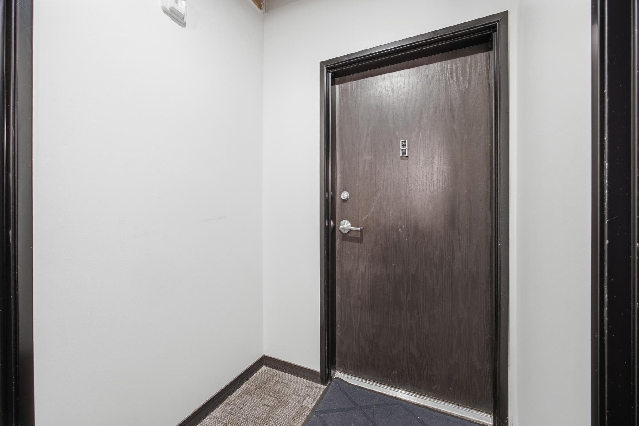1907 condo for sale at 627 Northern Pacific Avenue N, Unit 206 in Fargo, ND — 1 bed, 1 bath (photo 3 of 16)