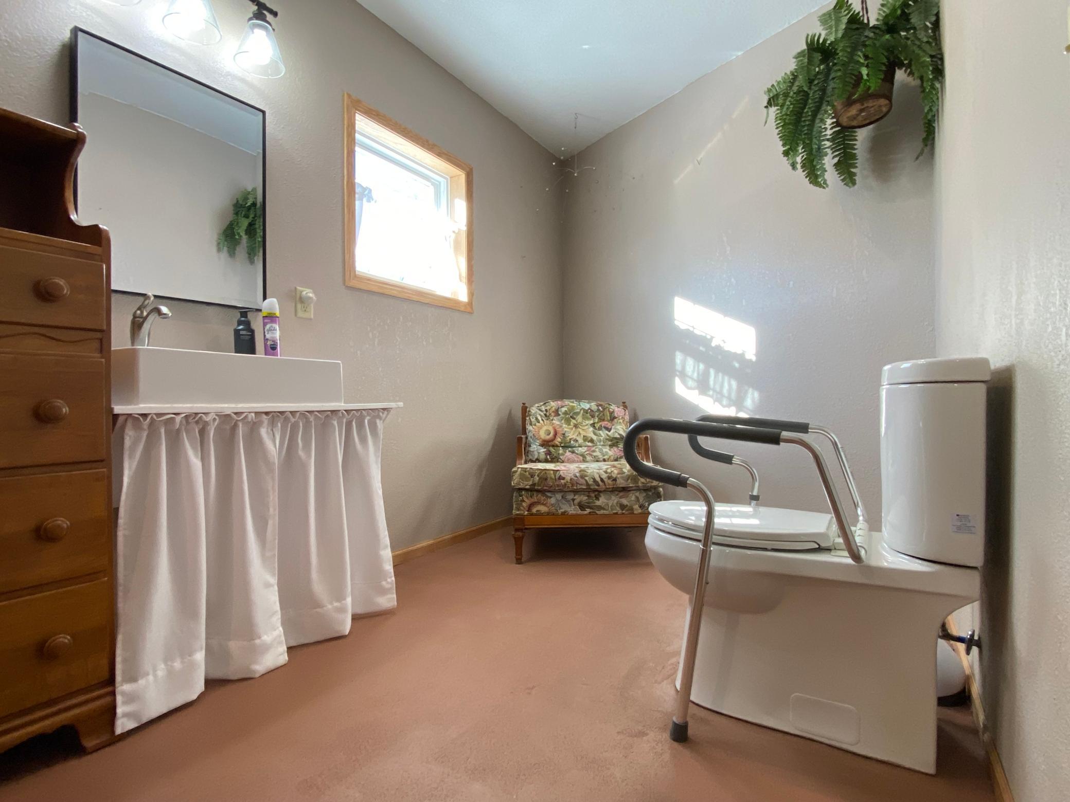 2007 single family home for sale at 309 Birch Court in Park Rapids, MN — 3 bed, 3 bath (photo 18 of 25)