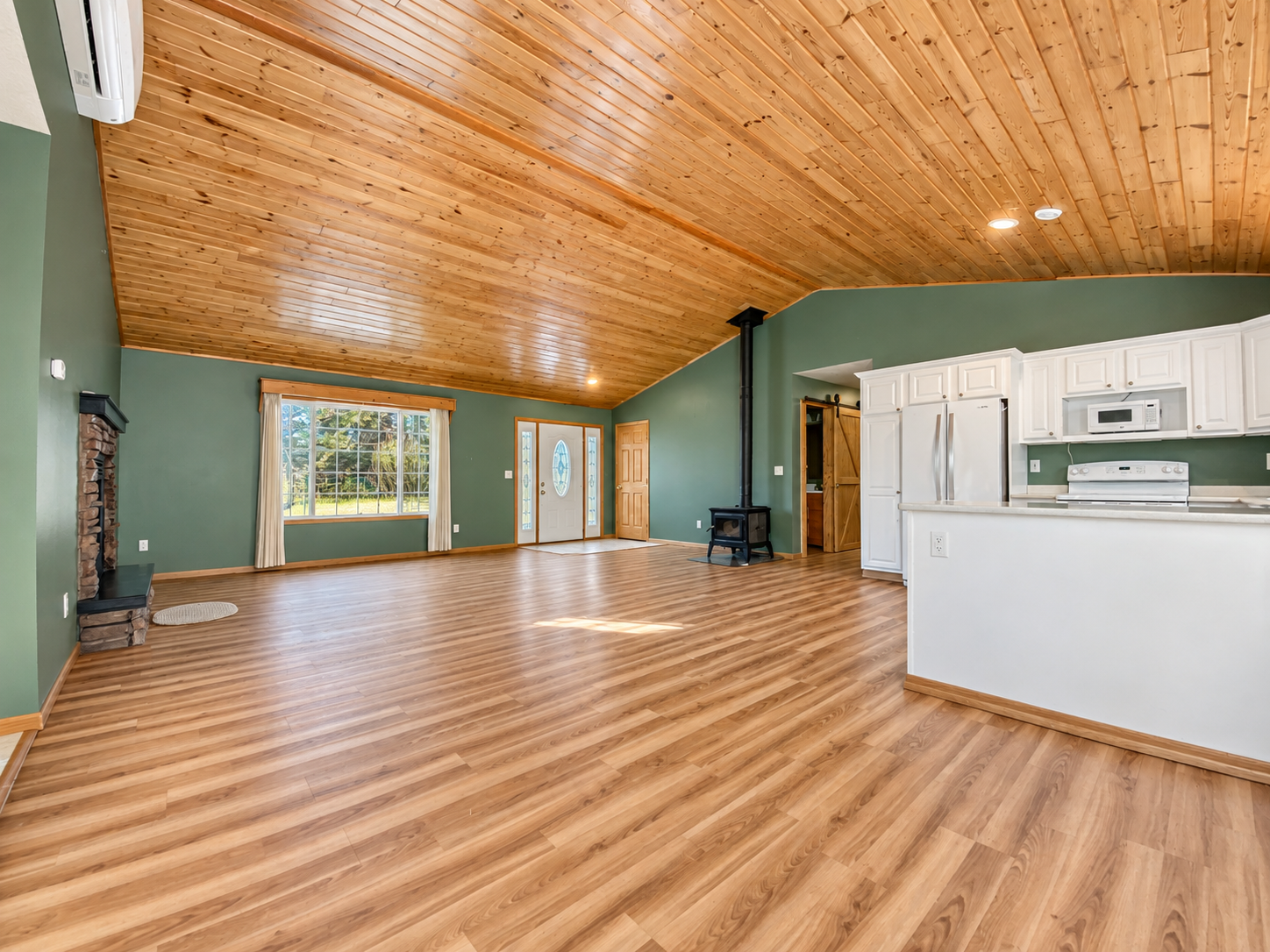 2007 single family home for sale at 309 Birch Court in Park Rapids, MN — 3 bed, 3 bath (photo 13 of 32)