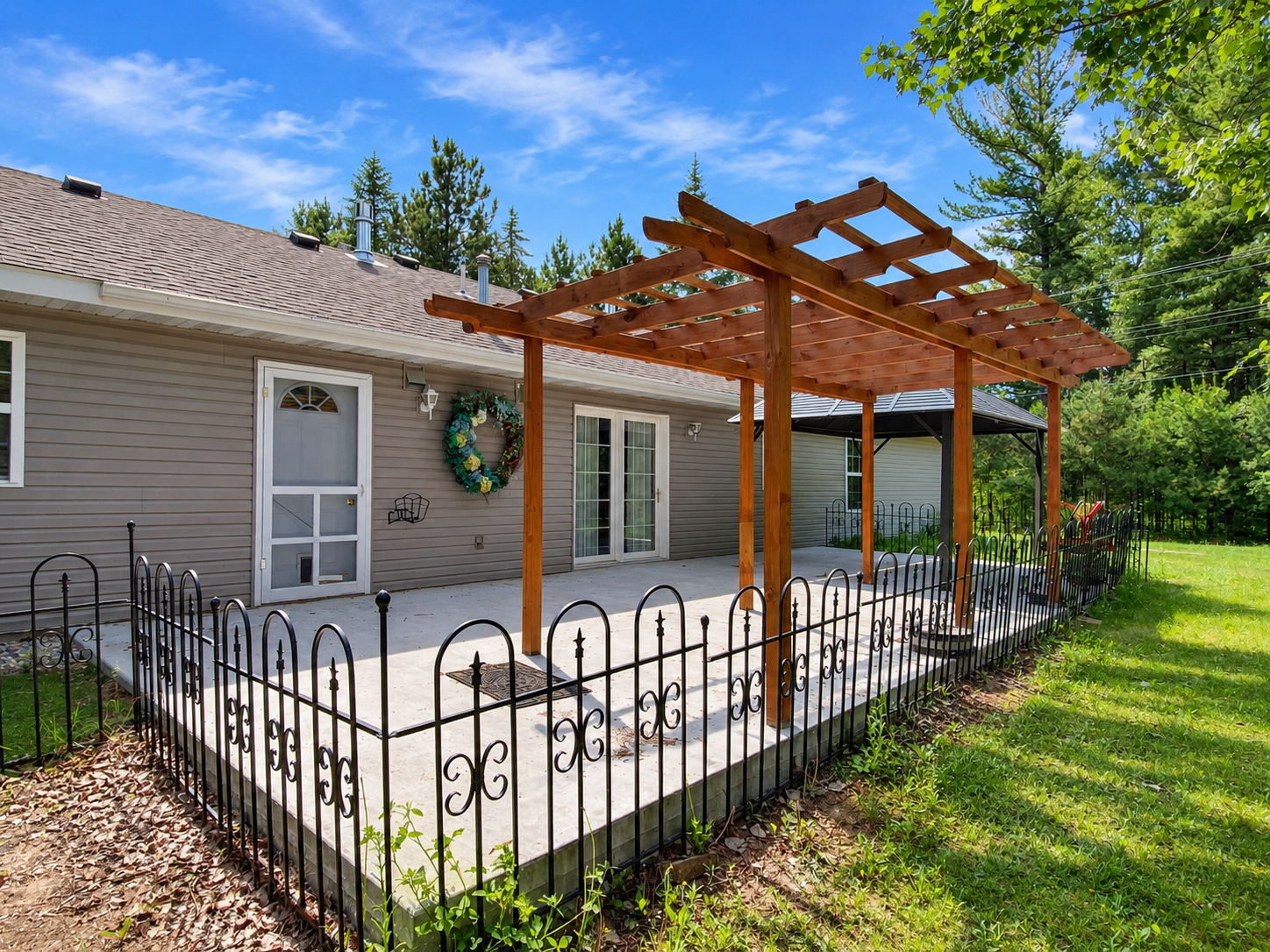 2007 single family home for sale at 309 Birch Court in Park Rapids, MN — 3 bed, 3 bath (photo 6 of 32)