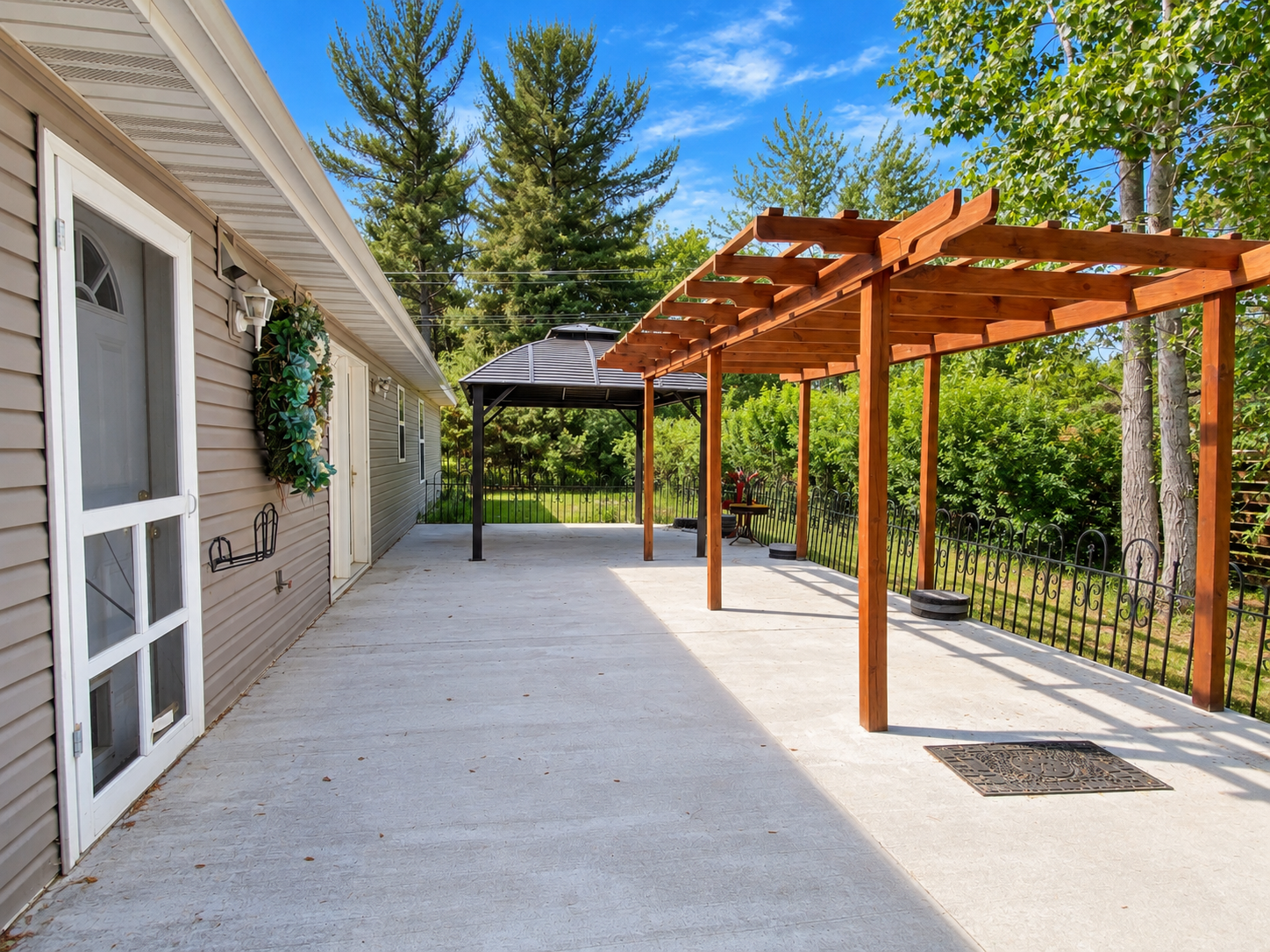 2007 single family home for sale at 309 Birch Court in Park Rapids, MN — 3 bed, 3 bath (photo 7 of 32)