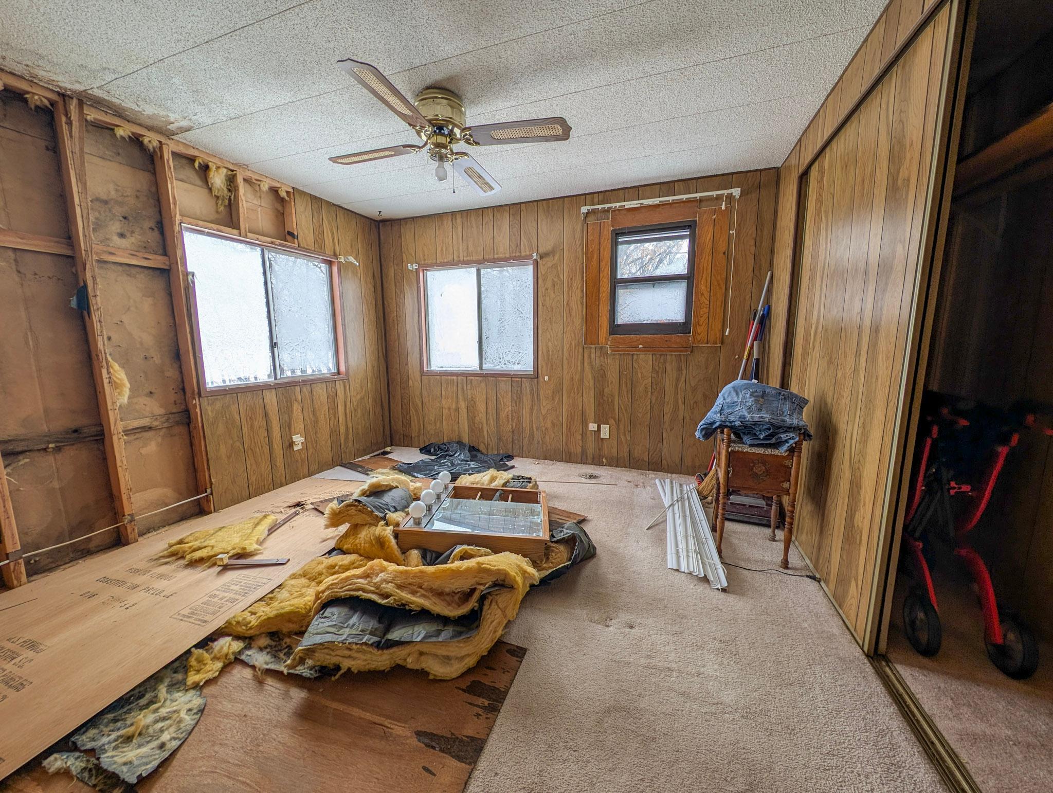 1979 single family home for sale at 43099 Ja Ma Ka Road in Dent, MN — 2 bed, 1 bath (photo 11 of 17)