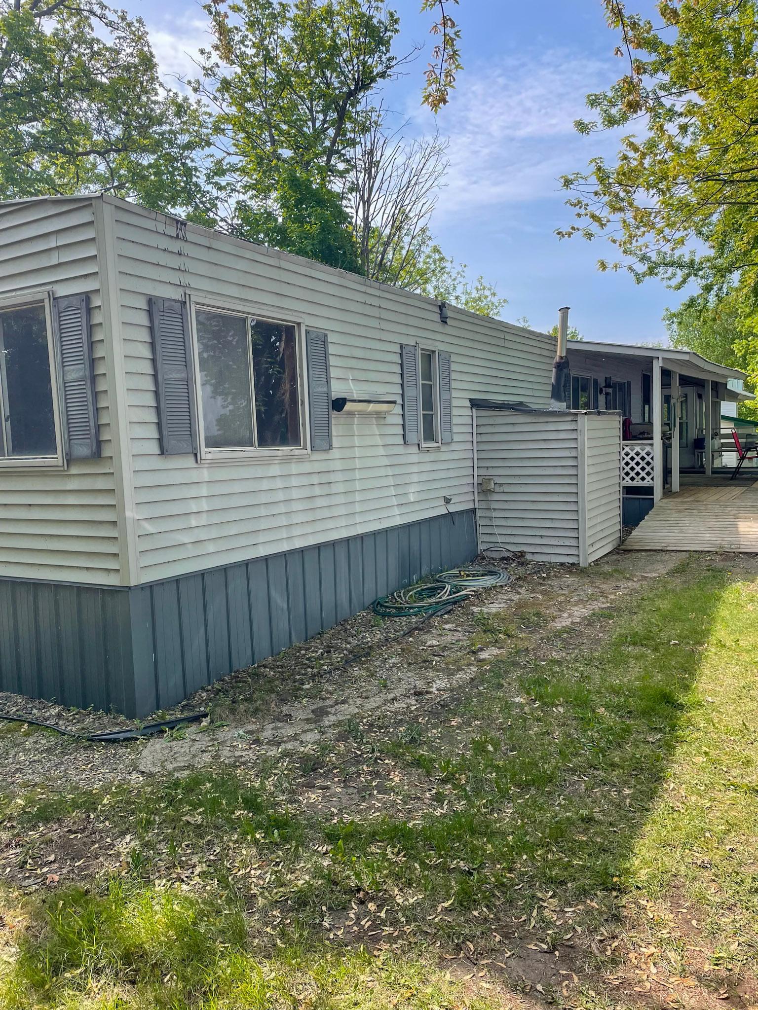 1979 single family home for sale at 43099 Ja Ma Ka Road in Dent, MN — 2 bed, 1 bath (photo 4 of 17)