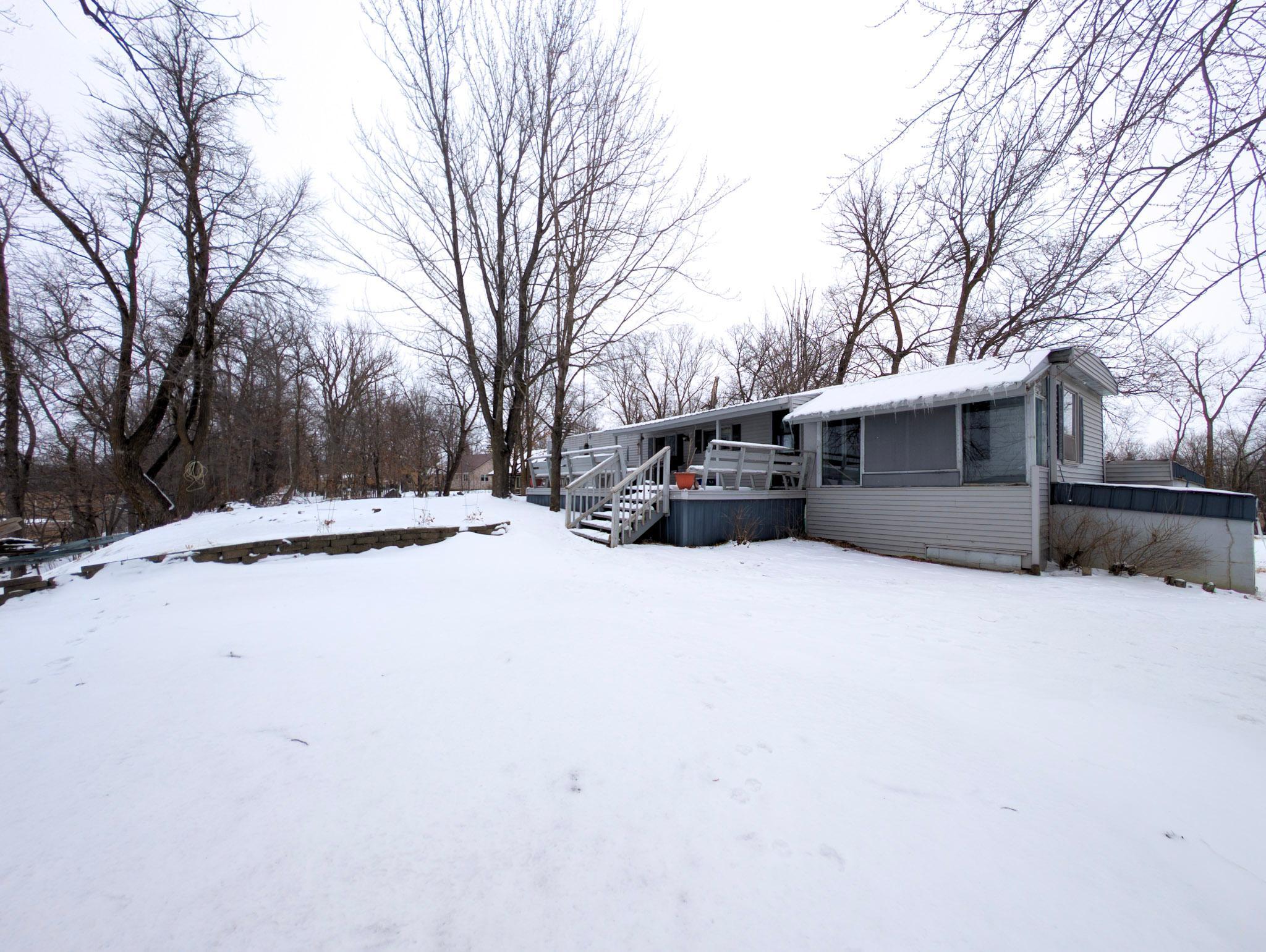 1979 single family home for sale at 43099 Ja Ma Ka Road in Dent, MN — 2 bed, 1 bath (photo 5 of 17)