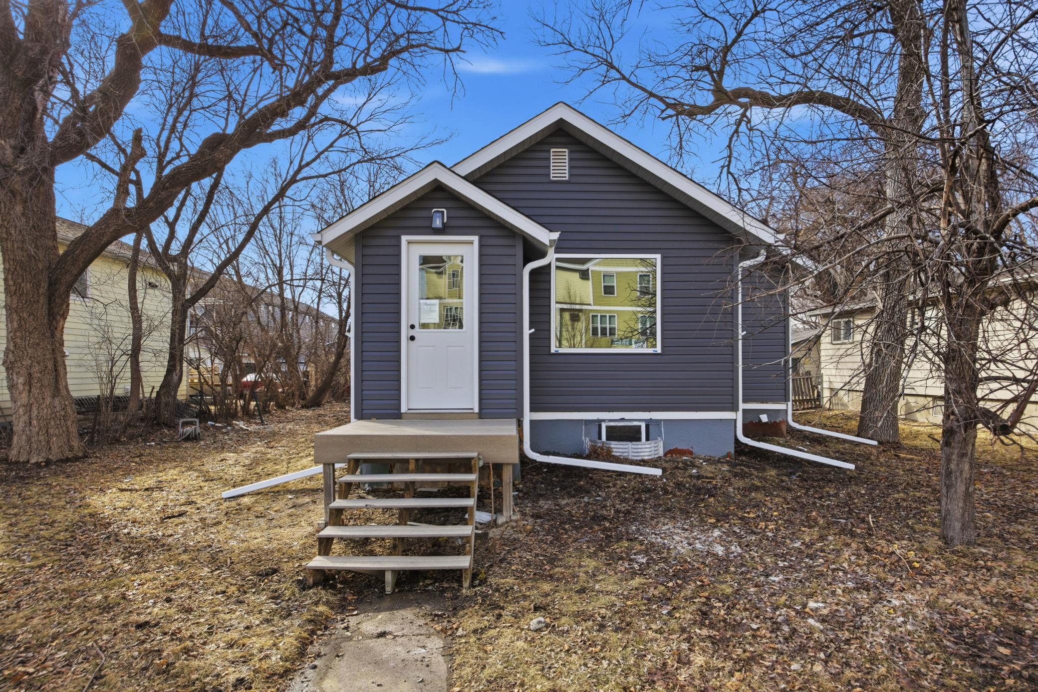 1928 single family home for sale at 1108 18th Street N in Fargo, ND — 3 bed, 1 bath