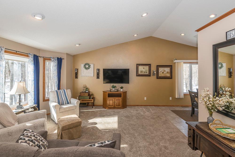 2004 single family home for sale at 8080 County Road 127 in Brainerd, MN — 4 bed, 3 bath (photo 15 of 50)