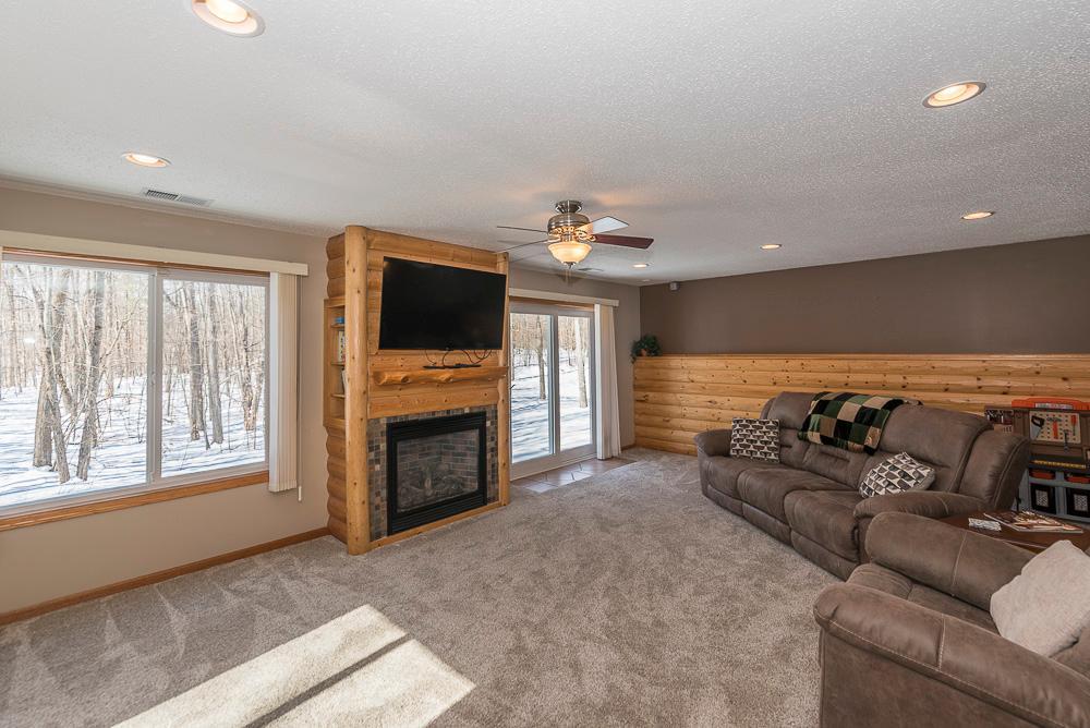 2004 single family home for sale at 8080 County Road 127 in Brainerd, MN — 4 bed, 3 bath (photo 26 of 50)