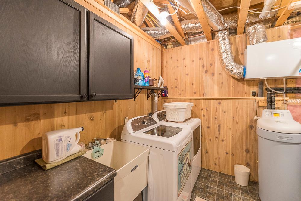 2004 single family home for sale at 8080 County Road 127 in Brainerd, MN — 4 bed, 3 bath (photo 32 of 50)
