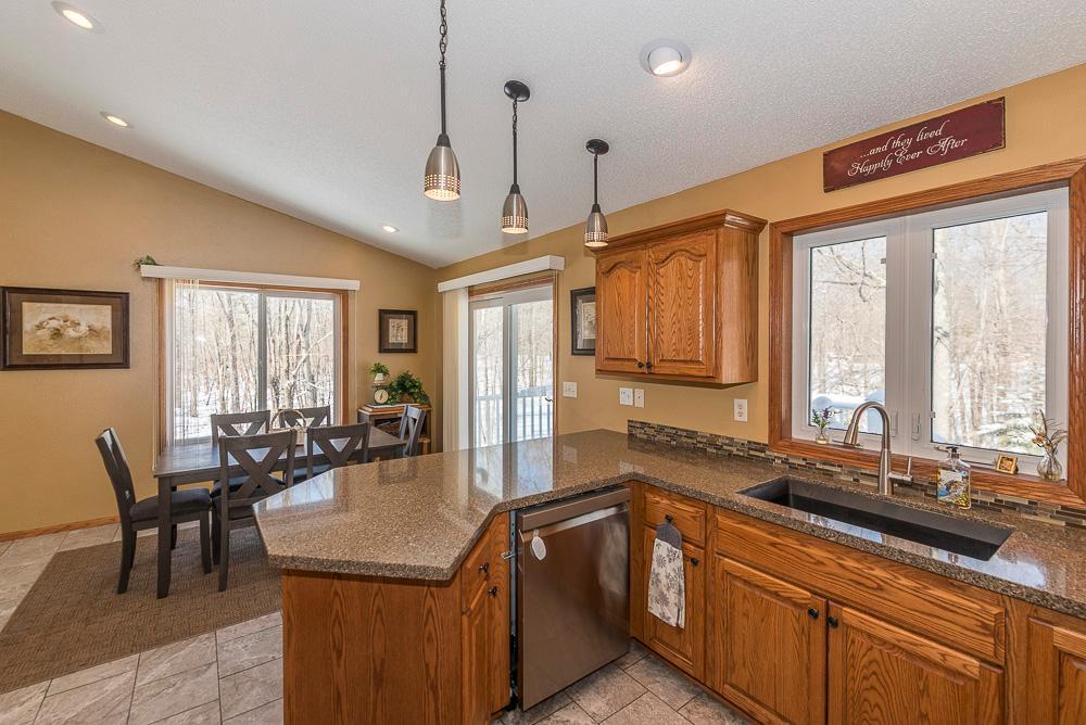 2004 single family home for sale at 8080 County Road 127 in Brainerd, MN — 4 bed, 3 bath (photo 9 of 50)