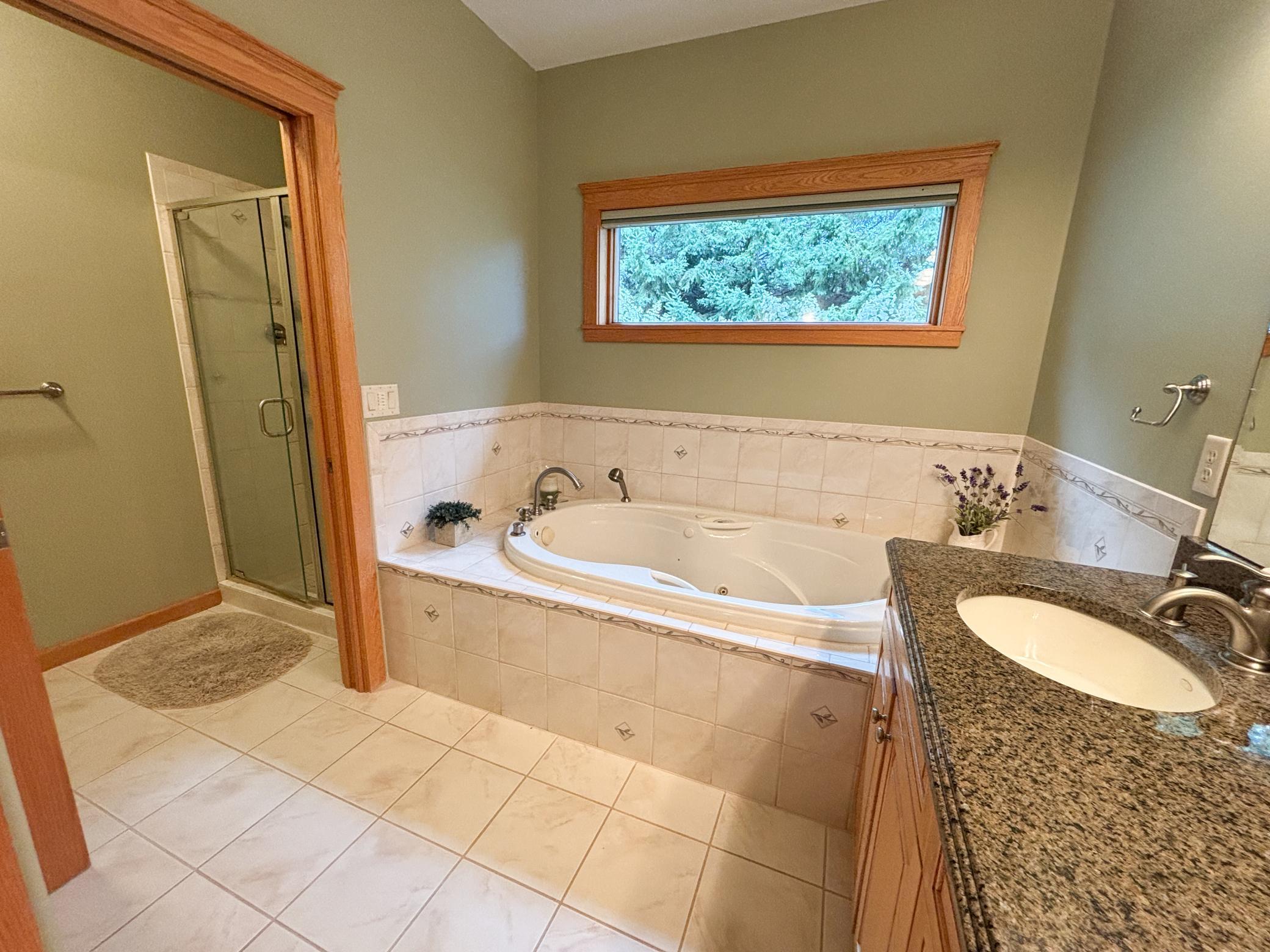 2004 single family home for sale at 521 E Summit Street in Battle Lake, MN — 4 bed, 3 bath (photo 22 of 78)