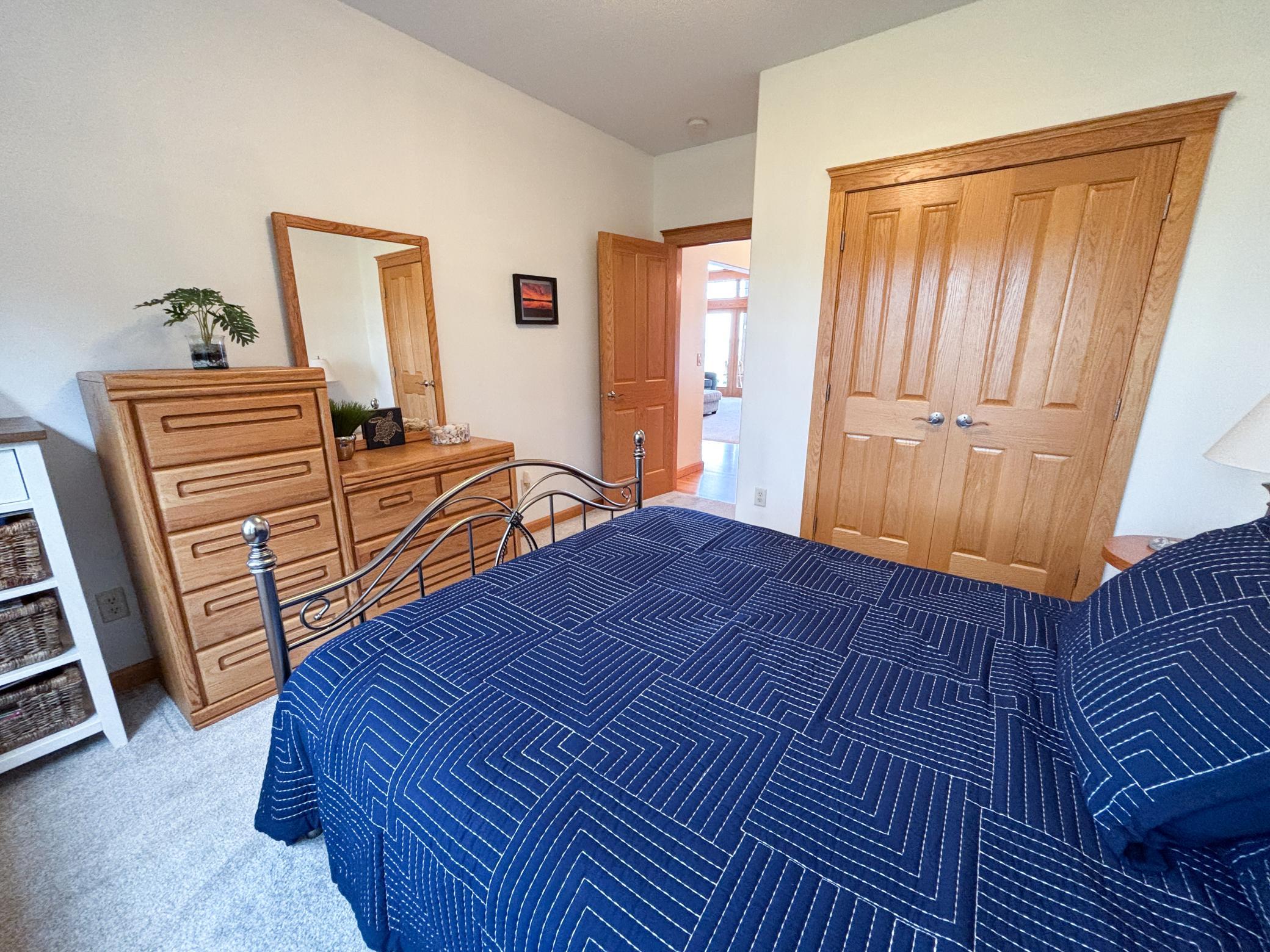 2004 single family home for sale at 521 E Summit Street in Battle Lake, MN — 4 bed, 3 bath (photo 25 of 78)