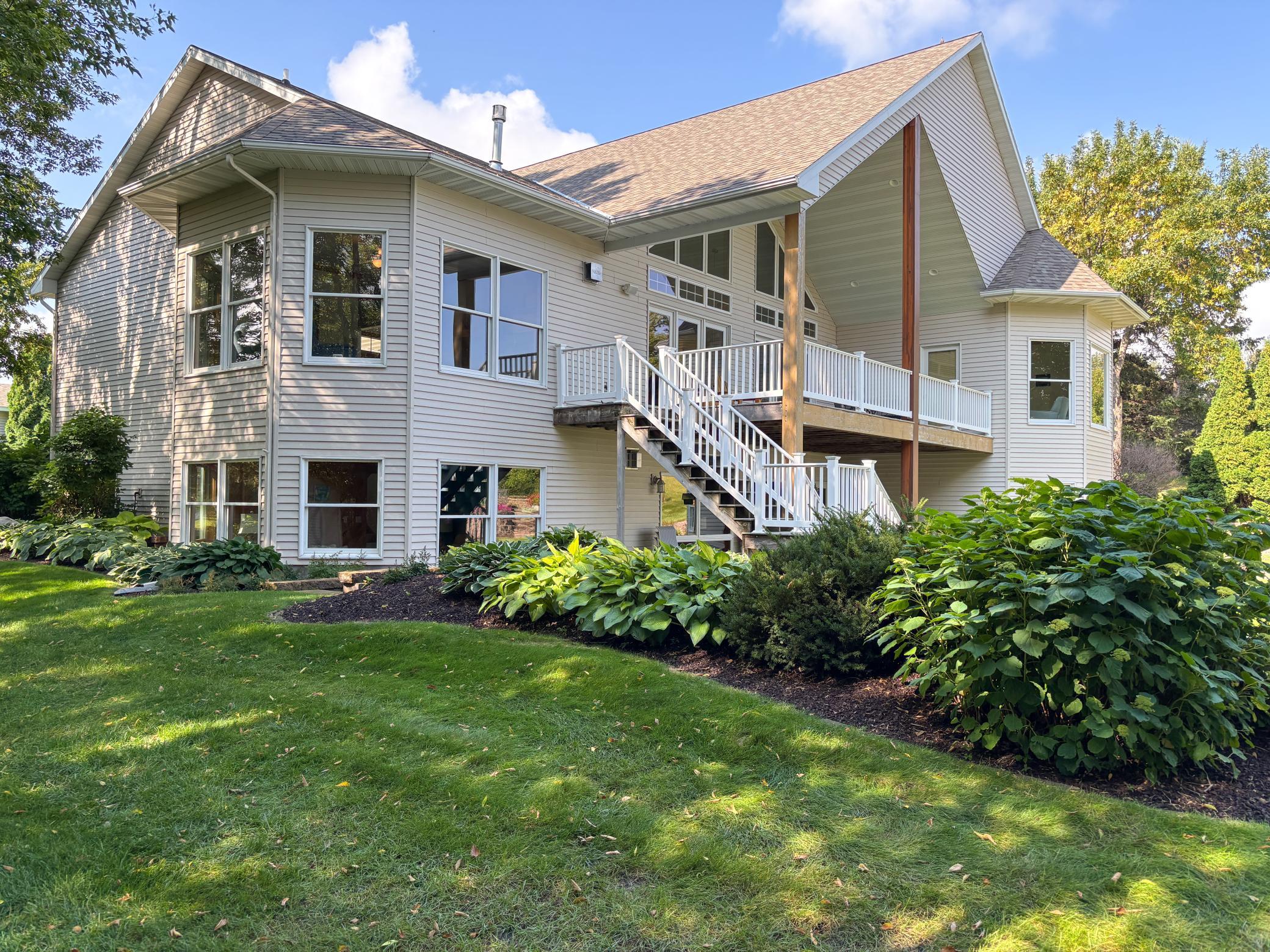 2004 single family home for sale at 521 E Summit Street in Battle Lake, MN — 4 bed, 3 bath (photo 52 of 78)