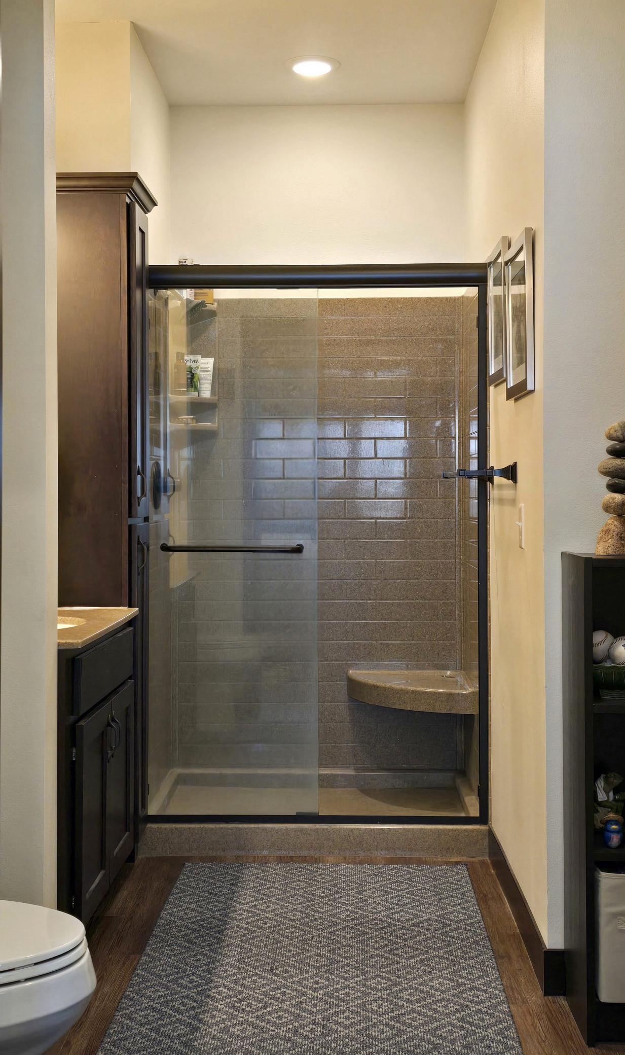 2021 condo for sale at 715 Lake Shore Drive NE, Unit 200 in Bemidji, MN — 1 bed, 1 bath (photo 11 of 36)