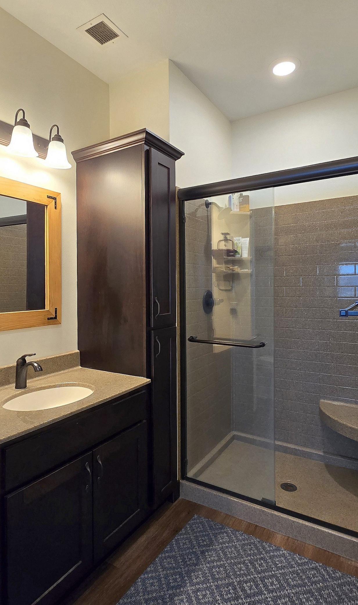 2021 condo for sale at 715 Lake Shore Drive NE, Unit 200 in Bemidji, MN — 1 bed, 1 bath (photo 12 of 36)