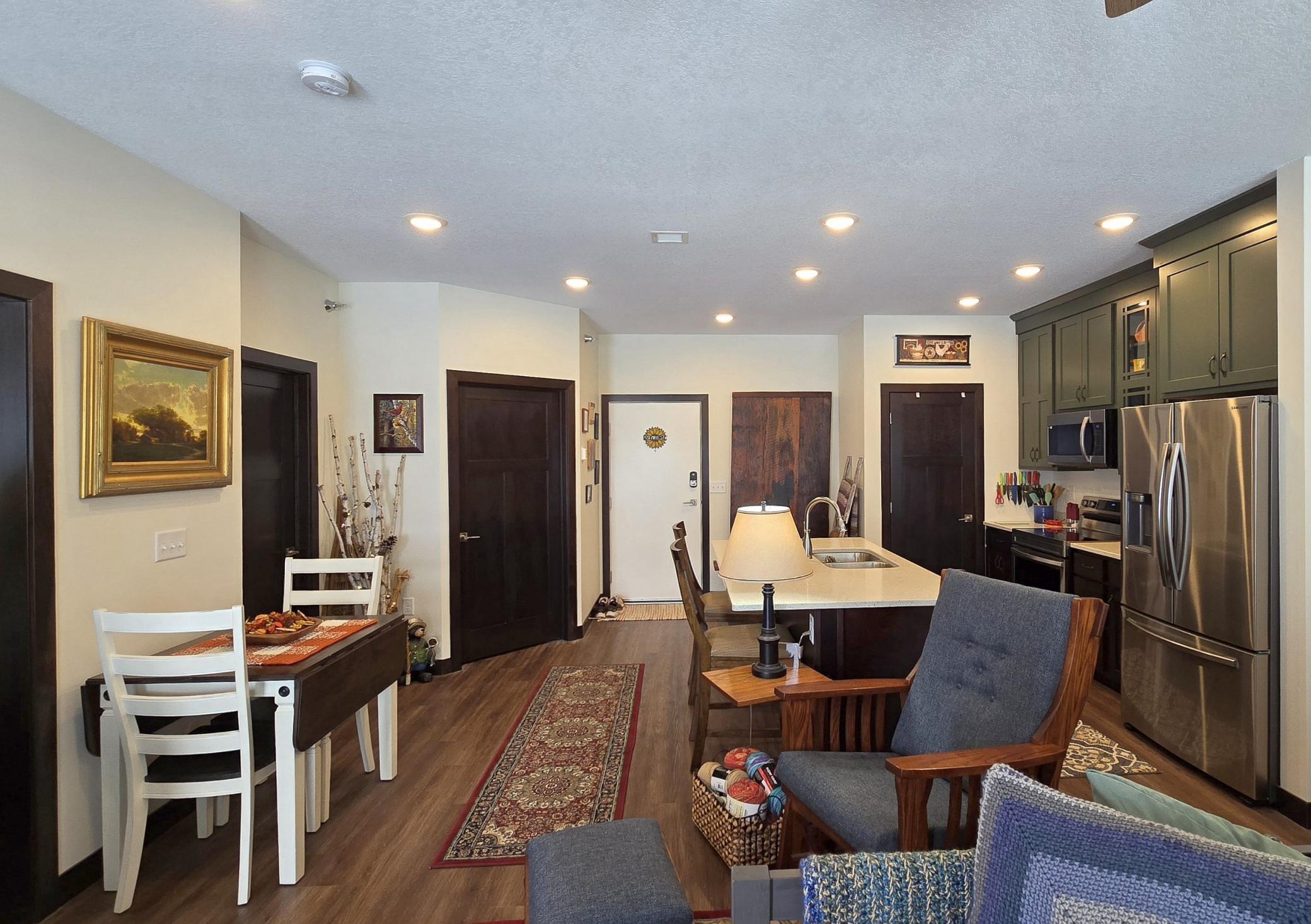 2021 condo for sale at 715 Lake Shore Drive NE, Unit 200 in Bemidji, MN — 1 bed, 1 bath (photo 24 of 36)