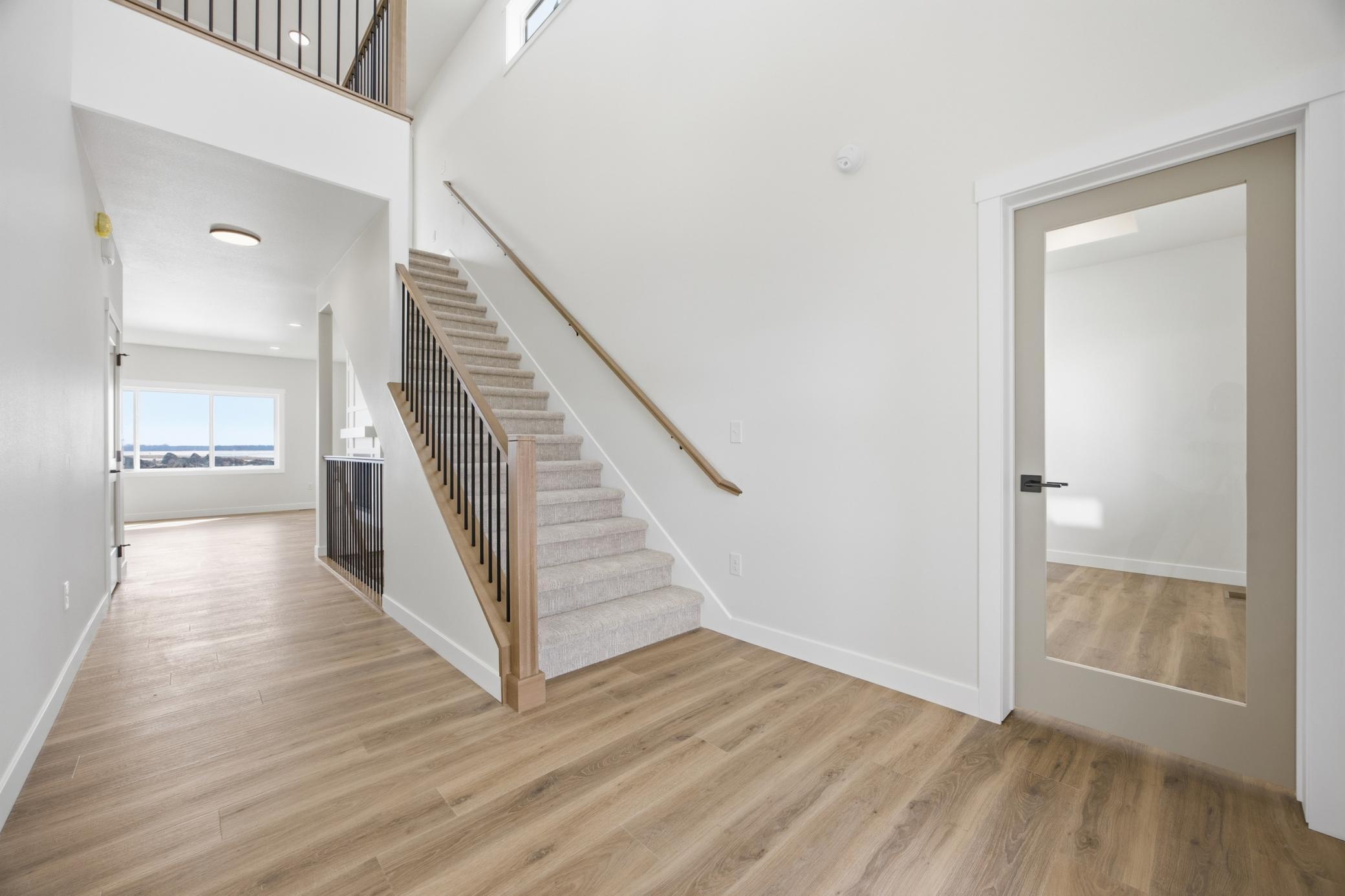 517 Prairie Parkway, Kindred ND 58051 - Photo 5 of 57