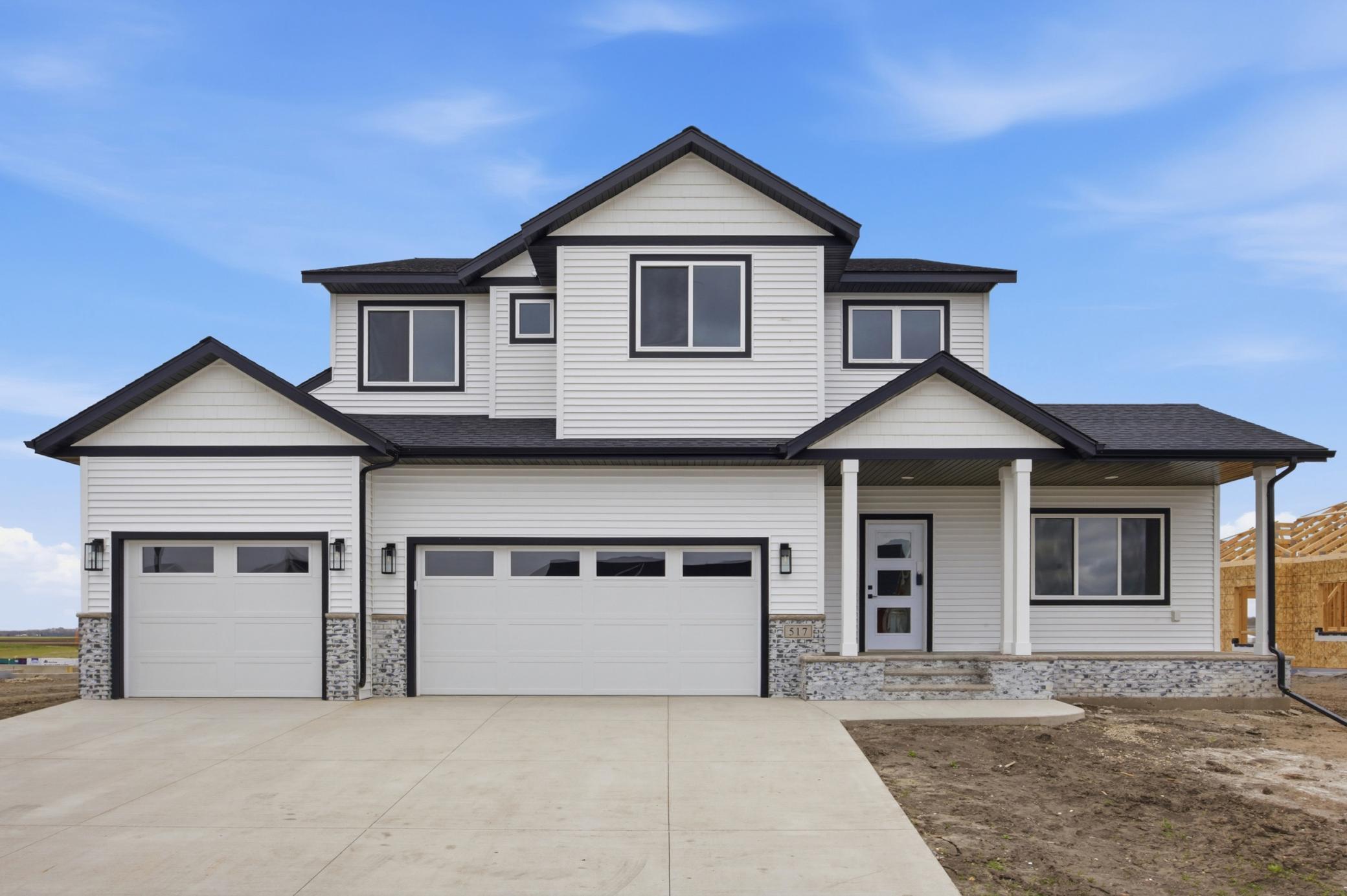 2026 single family home for sale at 517 Prairie Parkway in Kindred, ND — 4 bed, 3 bath