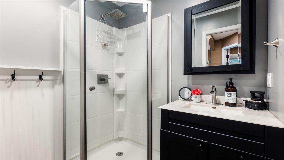 1985 single family home for sale at 1744 Old Cty Road 120 NE, Unit 3 in Alexandria, MN — 2 bed, 1 bath (photo 8 of 13)