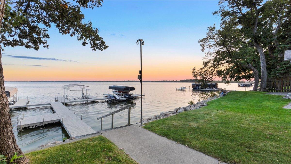1985 single family home for sale at 1744 Old Cty Road 120 NE, Unit 3 in Alexandria, MN — 2 bed, 1 bath (photo 10 of 13)
