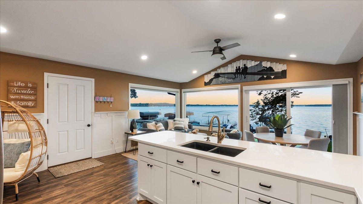 1985 single family home for sale at 1744 Old Cty Road 120 NE, Unit 3 in Alexandria, MN — 2 bed, 1 bath (photo 2 of 13)