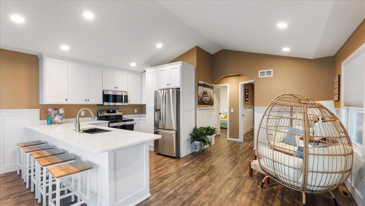 1985 single family home for sale at 1744 Old Cty Road 120 NE, Unit 3 in Alexandria, MN — 2 bed, 1 bath (photo 10 of 23)