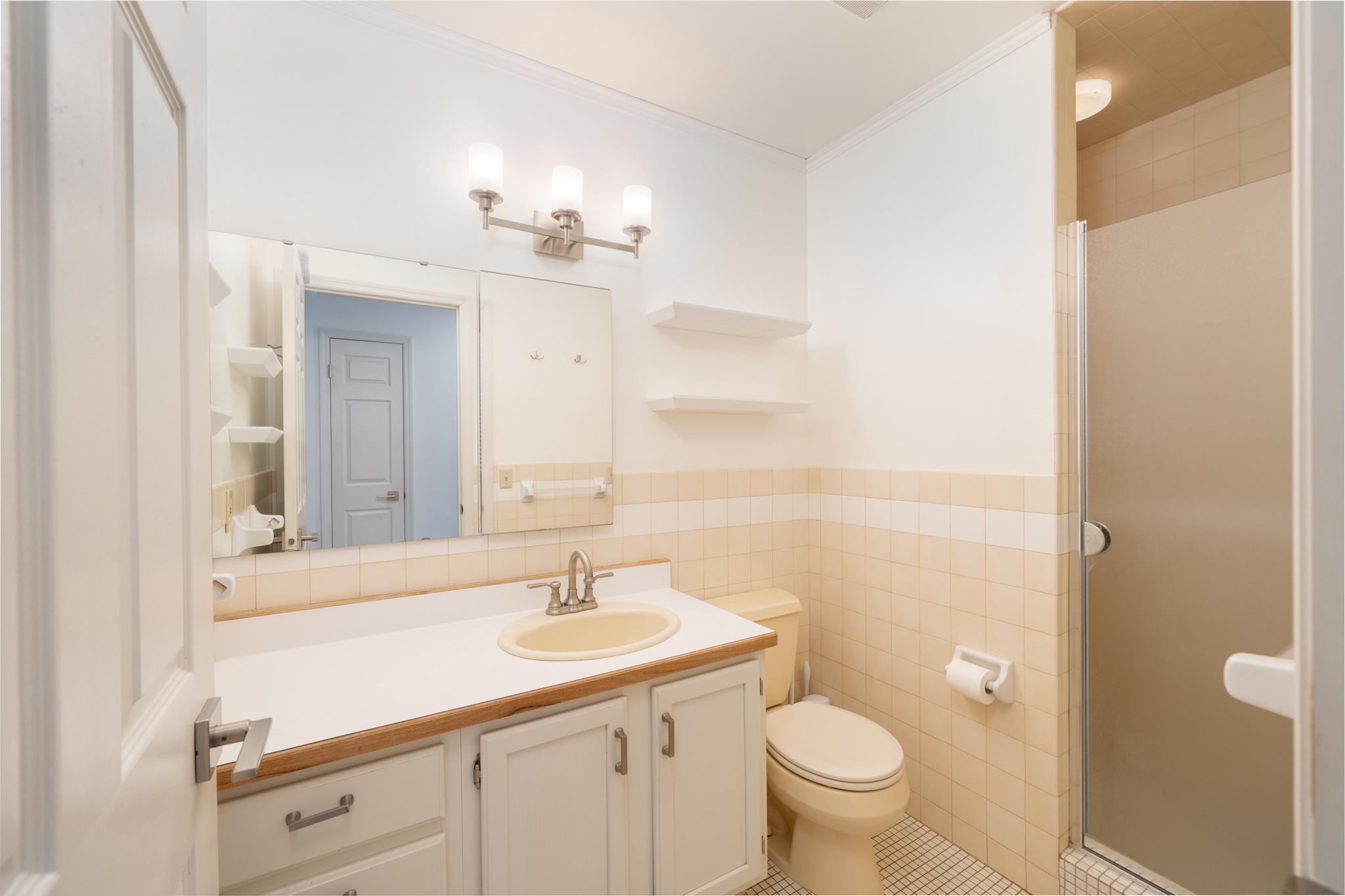 1989 single family home for sale at 120 NE 14th Street in Grand Rapids, MN — 6 bed, 5 bath (photo 24 of 52)