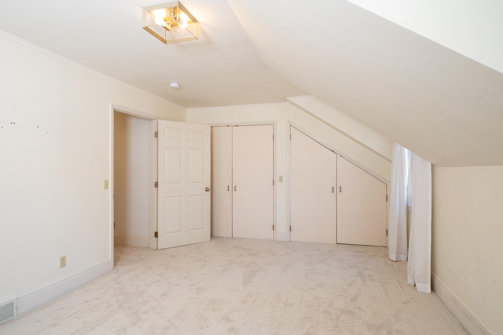 1989 single family home for sale at 120 NE 14th Street in Grand Rapids, MN — 6 bed, 5 bath (photo 26 of 52)