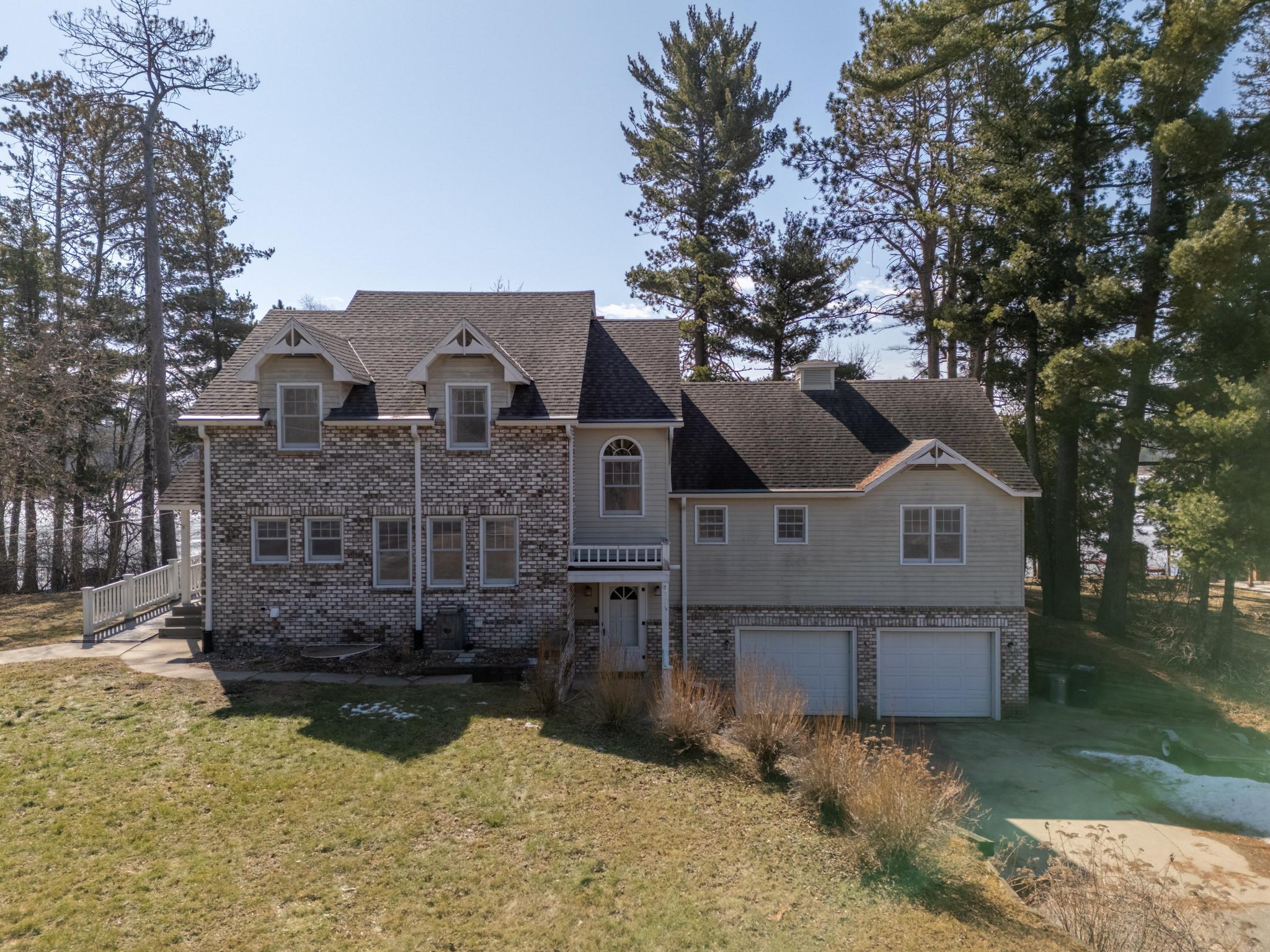 1989 single family home for sale at 120 NE 14th Street in Grand Rapids, MN — 6 bed, 5 bath (photo 39 of 52)