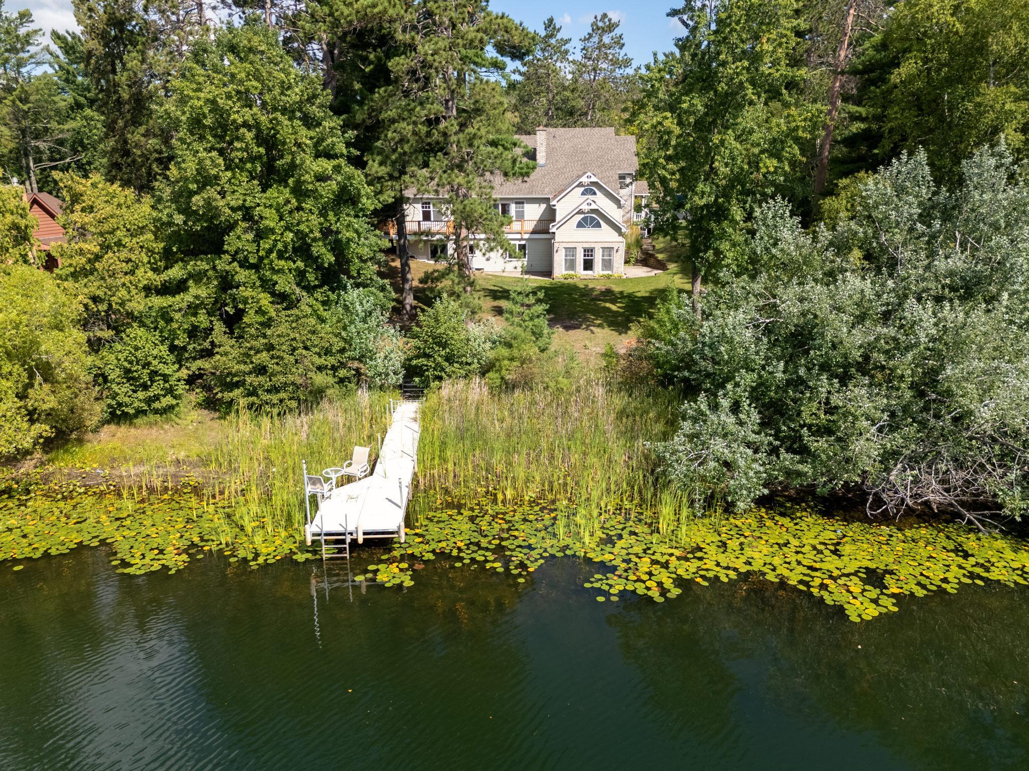 1989 single family home for sale at 120 NE 14th Street in Grand Rapids, MN — 6 bed, 5 bath