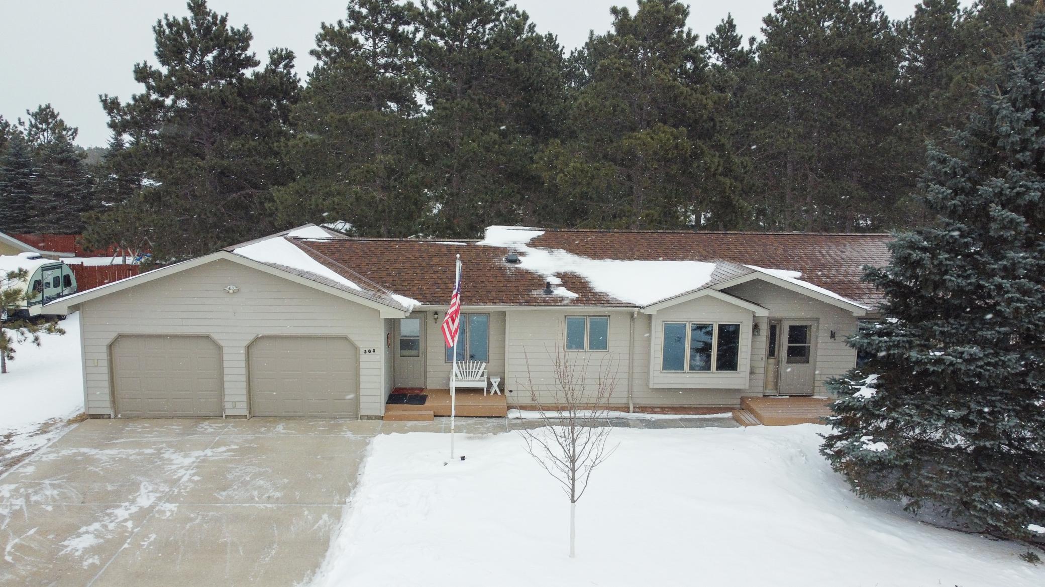 1998 single family home for sale at 608 Forest View Avenue in Park Rapids, MN — 3 bed, 2 bath (photo 4 of 46)