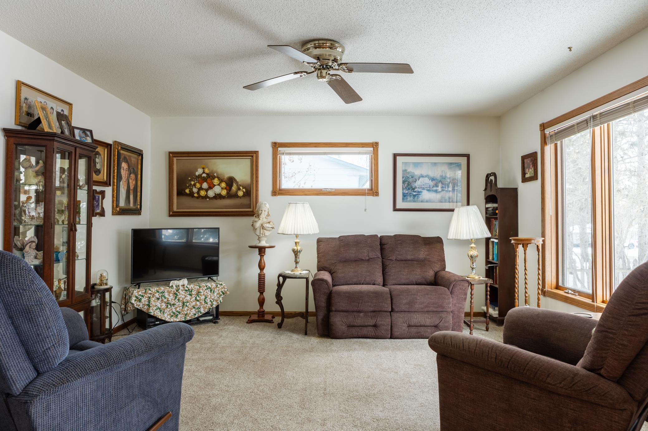 1998 single family home for sale at 608 Forest View Avenue in Park Rapids, MN — 3 bed, 2 bath (photo 7 of 46)