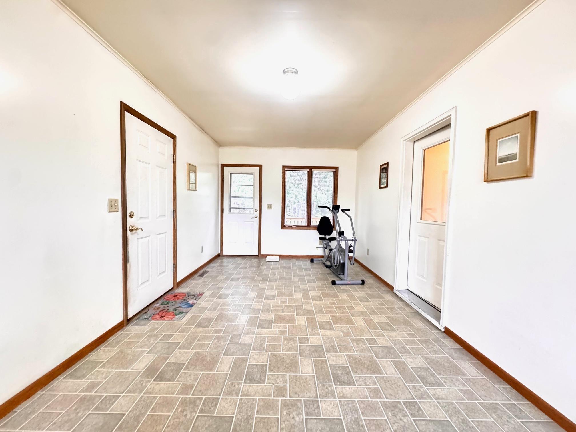 1998 single family home for sale at 608 Forest View Avenue in Park Rapids, MN — 3 bed, 2 bath (photo 11 of 45)