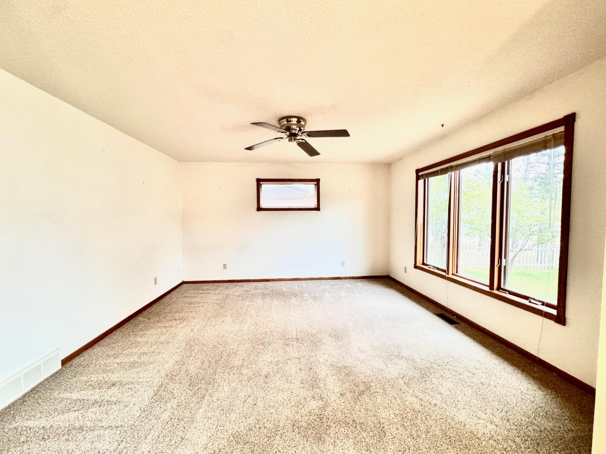 1998 single family home for sale at 608 Forest View Avenue in Park Rapids, MN — 3 bed, 2 bath (photo 8 of 45)
