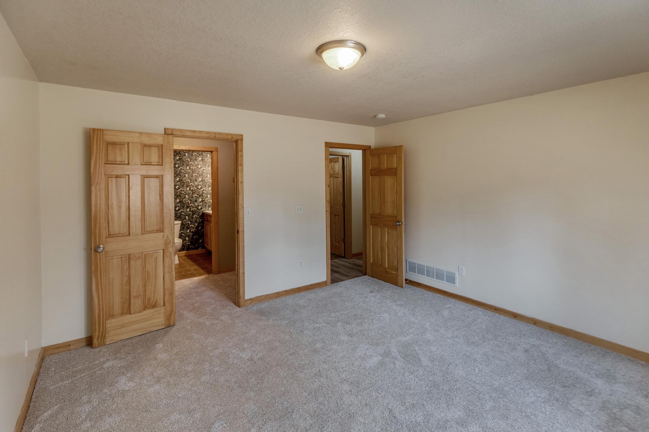 2006 single family home for sale at 31643 Harvest Road in Breezy Point, MN — 5 bed, 3 bath (photo 17 of 39)
