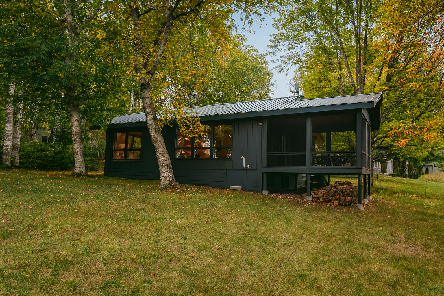 1980 single family home for sale at 47304 Dallas Road in Spring Lake, MN — 2 bed, 1 bath (photo 2 of 20)