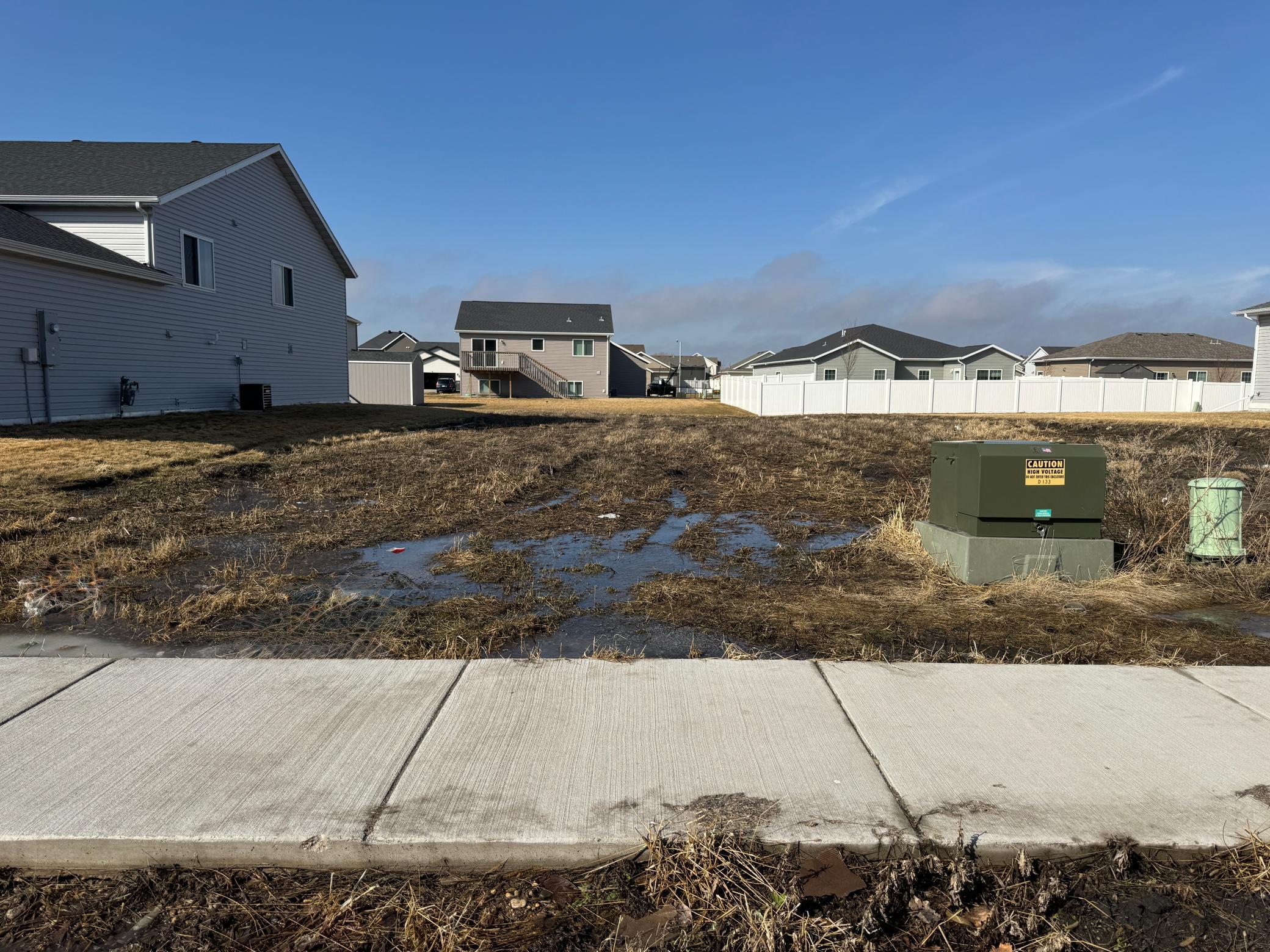 3527 18th Street S, Moorhead MN 56560 - Photo 2 of 4