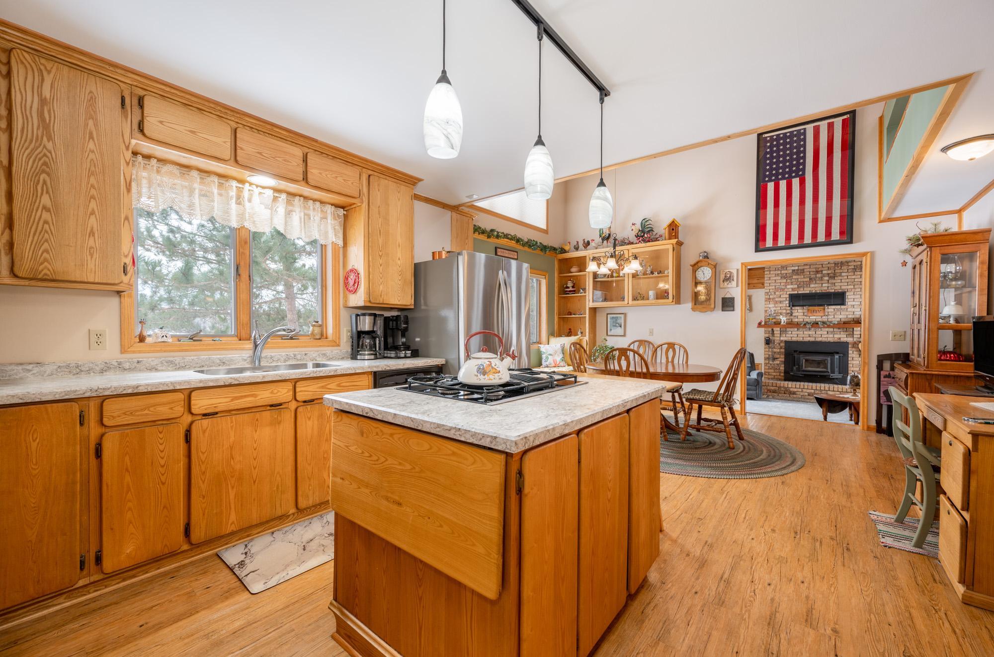 38243 Woodland Drive, Deer River MN 56636 - Photo 10 of 44
