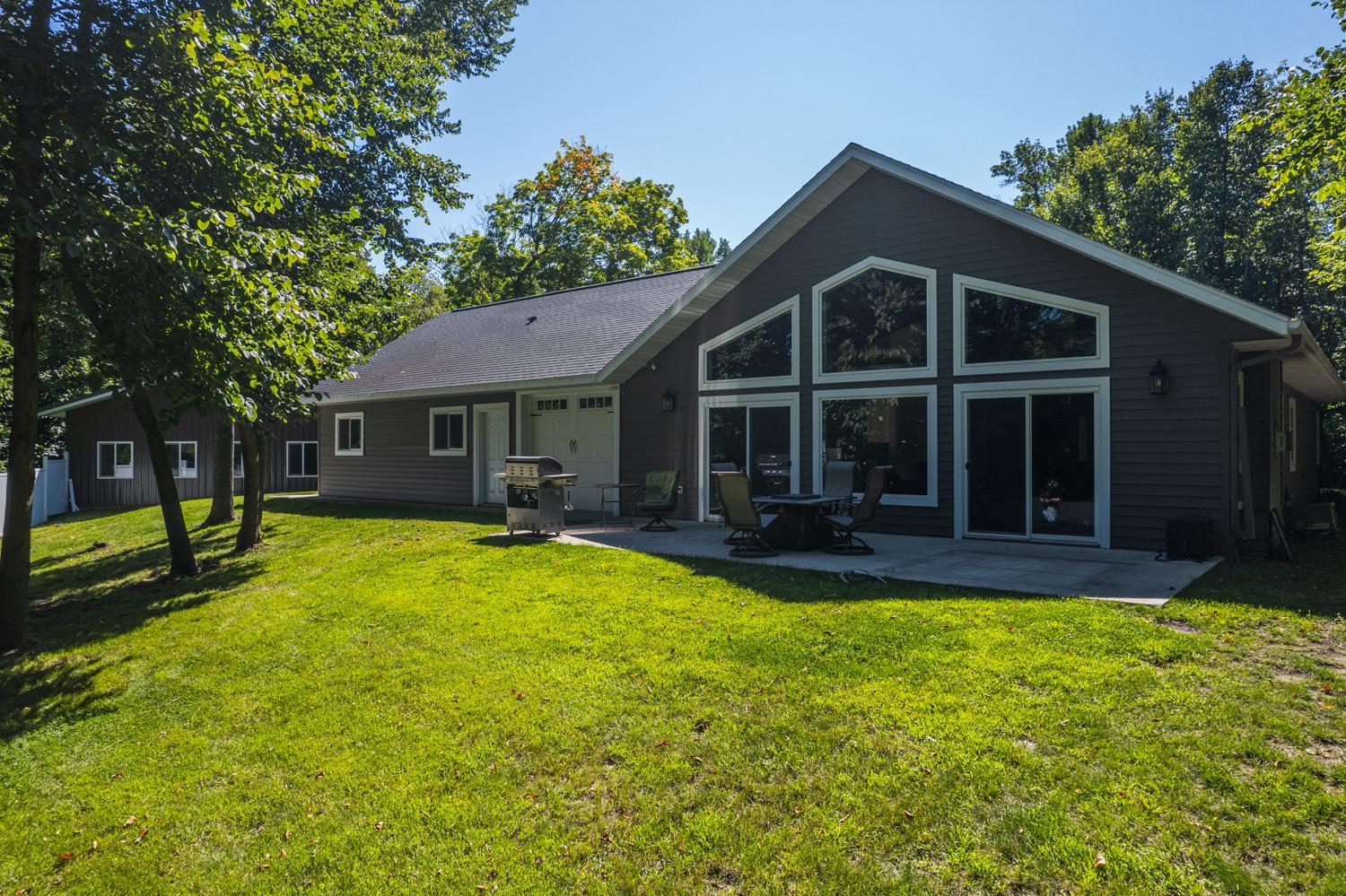2013 single family home for sale at 25379 Deerpath Loop in Pelican Rapids, MN — 5 bed, 3 bath (photo 39 of 45)