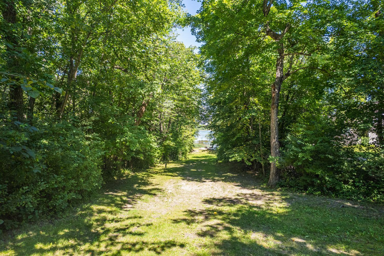 2013 single family home for sale at 25379 Deerpath Loop in Pelican Rapids, MN — 5 bed, 3 bath (photo 40 of 45)